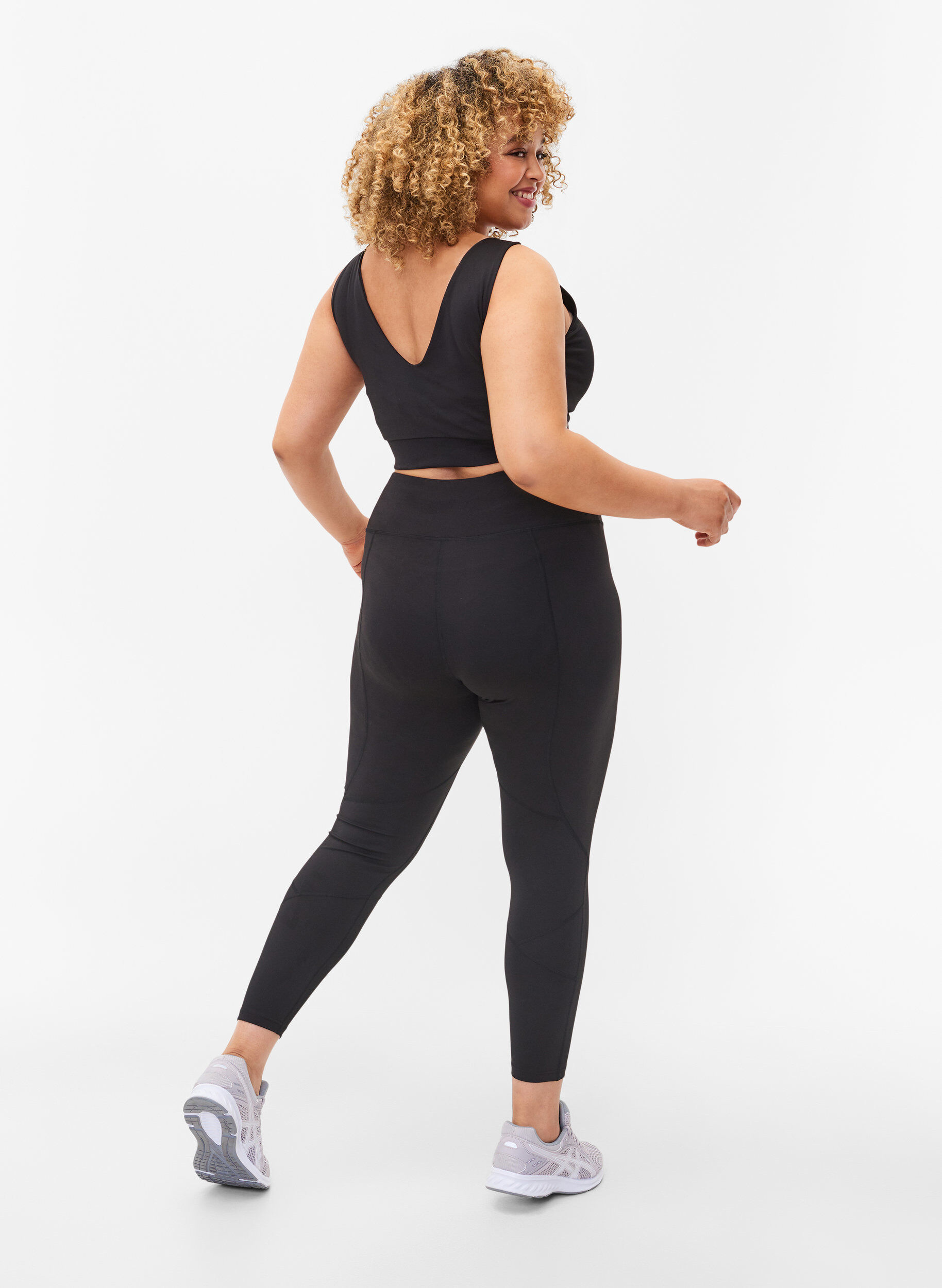 Zizzi Unifarbene Fitness-Leggings, Black, Model image number 1