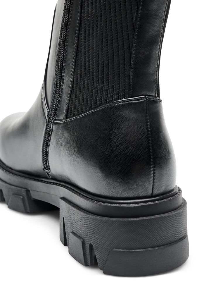 Chelsea-Boot mit chunky Sohle und gerippten Eins&auml;tzen, Schwarz, Packshot image number 4