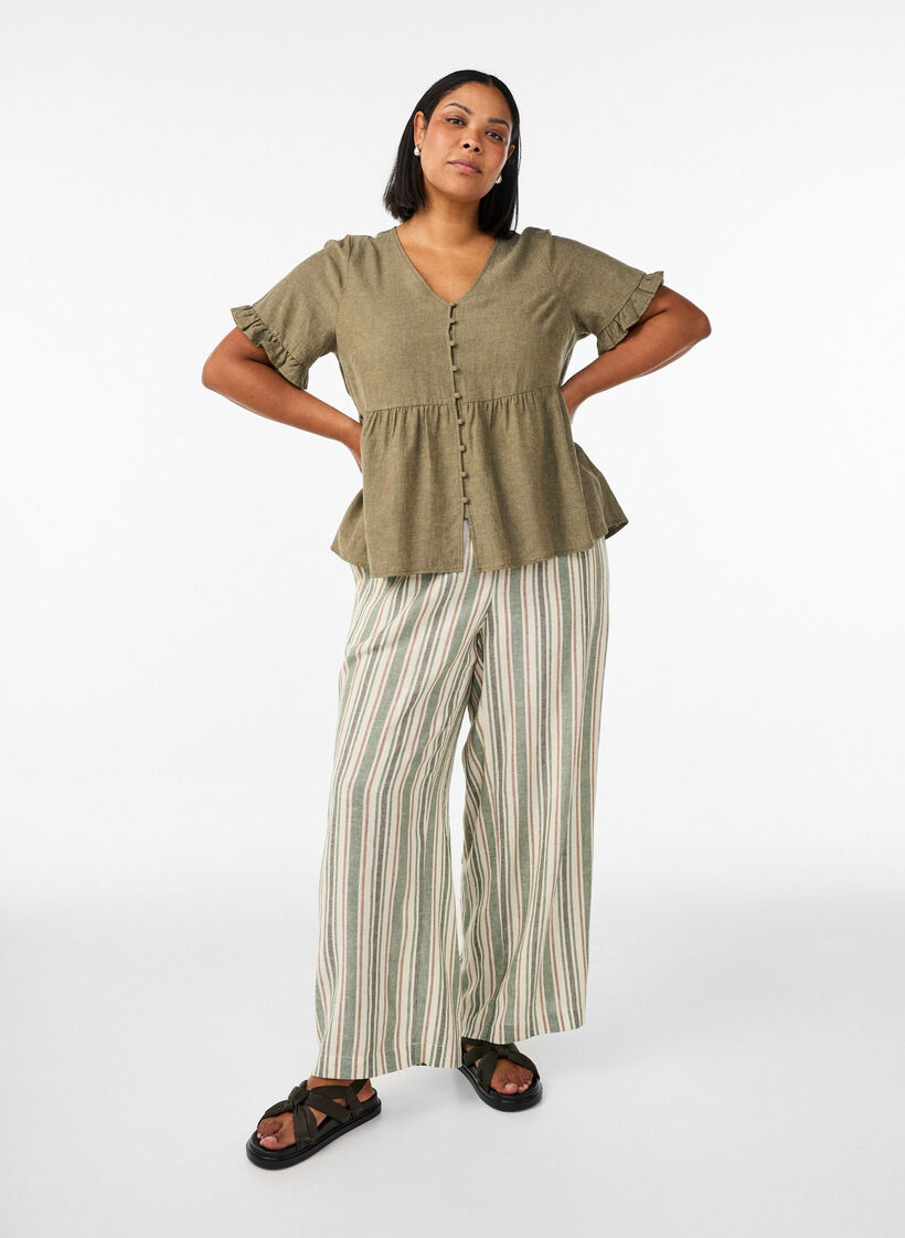 Bluse aus Leinen und Viskose mit V-Ausschnitt und Knopfverschluss, Gr&uuml;n, Model image number 1