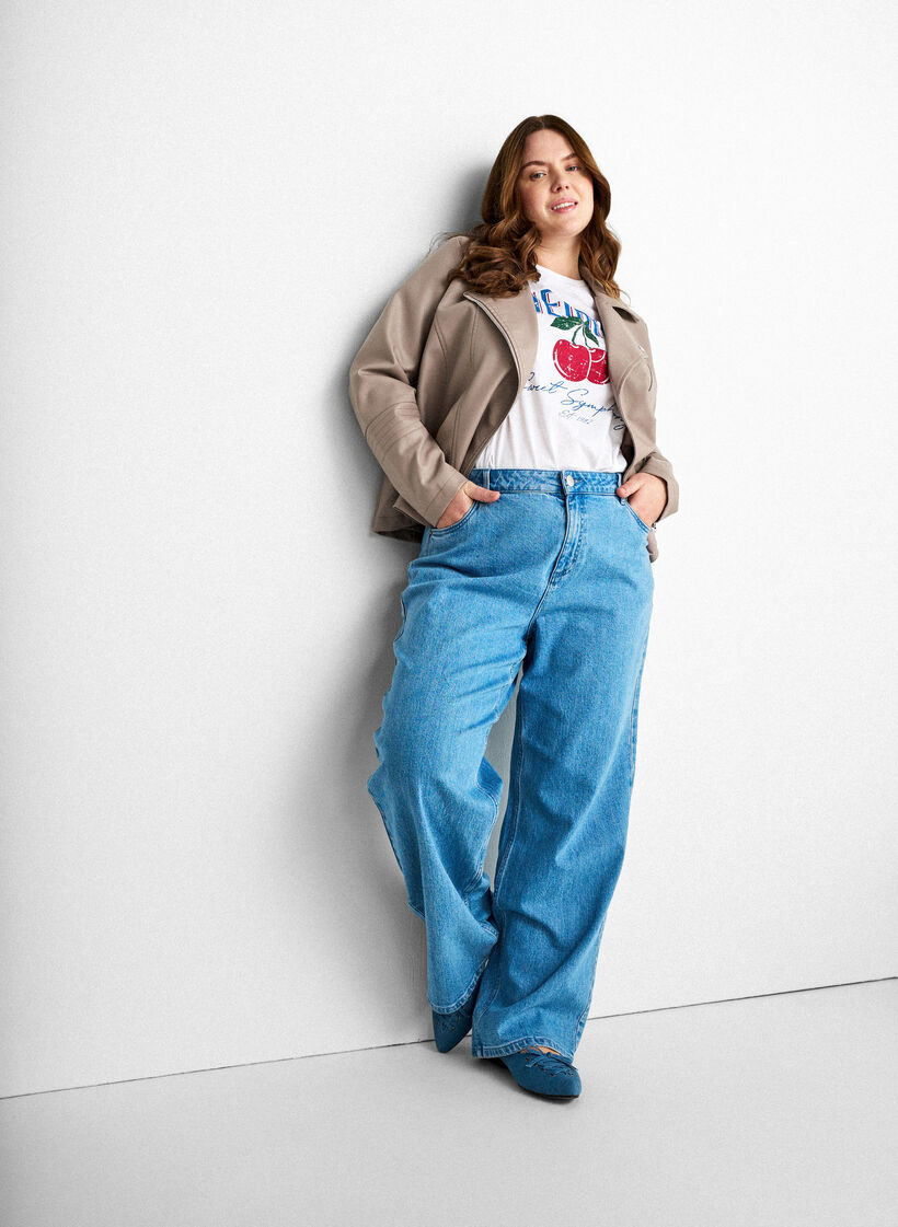 Bikerjacke aus Kunstleder, Beige, Model image number 3