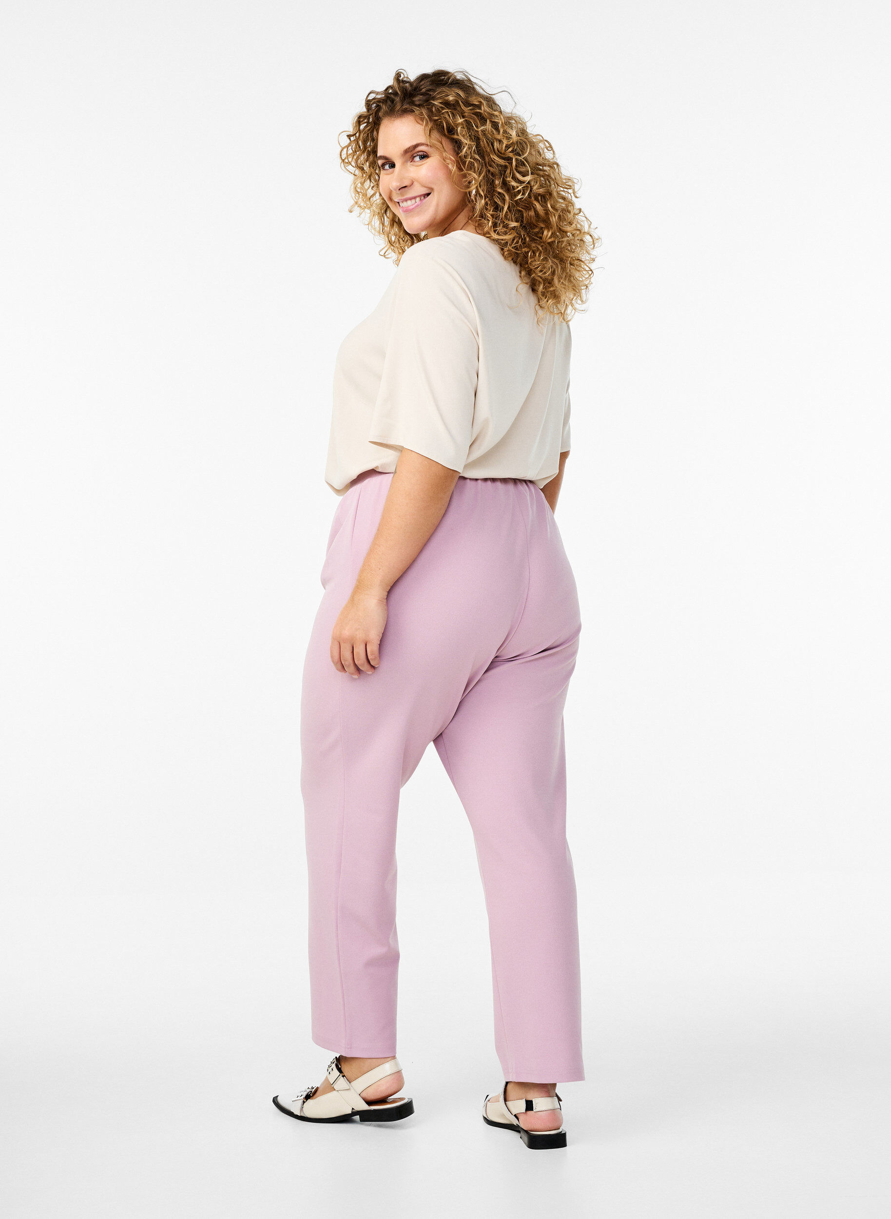 ZizziHose mit gerader Passform, Rot, Model image number 1
