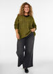 Blouse en maille torsad&eacute;e avec col en V, Vert, Model image number 1