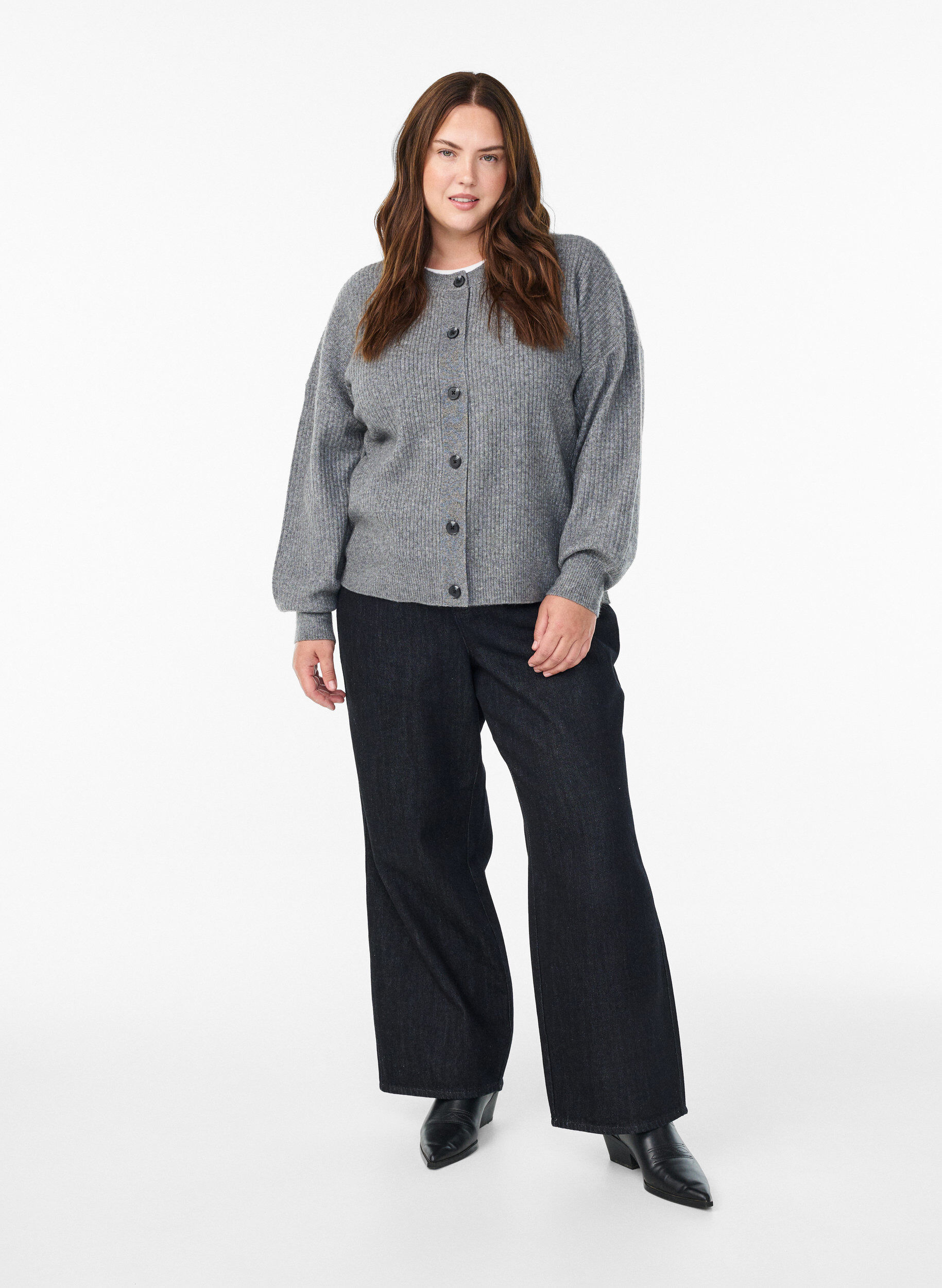 Zizzi Rippenstrick Strickjacke mit Kn&ouml;pfen, Grau, Model image number 1