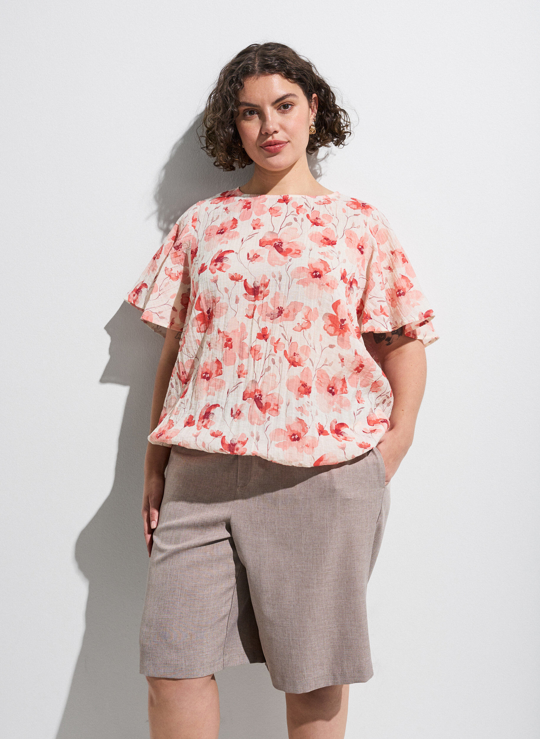 Bluse mit Ballonform und Fl&uuml;gel&auml;rmeln