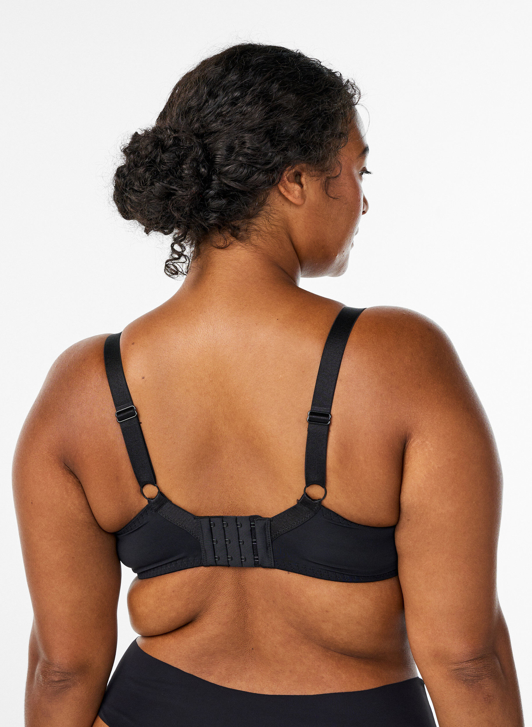 Zizzi Gepolsterter Spitzen-BH mit B&uuml;gel, Schwarz, Model image number 2