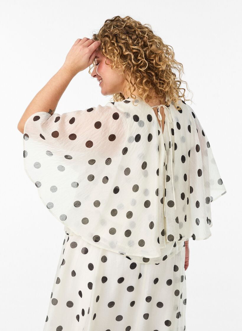 Top im Lagenlook mit Polka-Dot-Muster, Vanille, Model