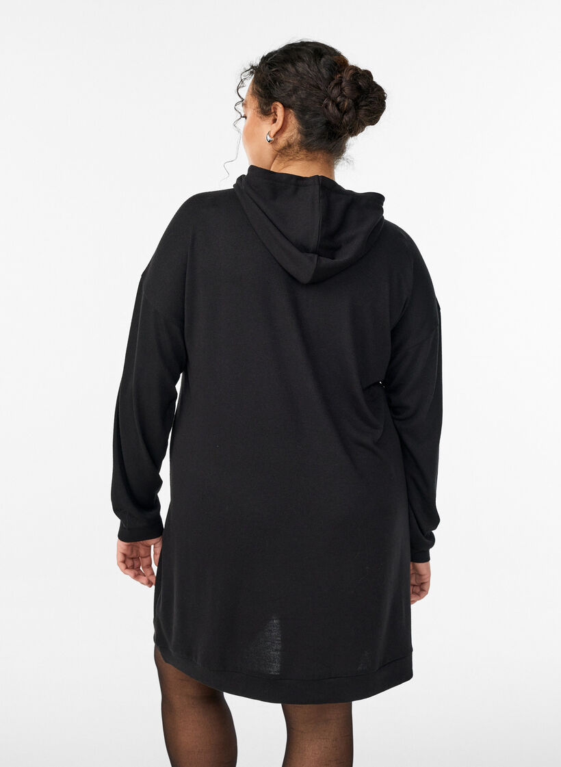 Robe sweat &agrave; capuche courte avec poche kangourou, Noir, Model image number 2