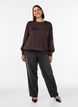 Blouse aspect satin&eacute; avec coupe ballon, Marron, Model image number 1