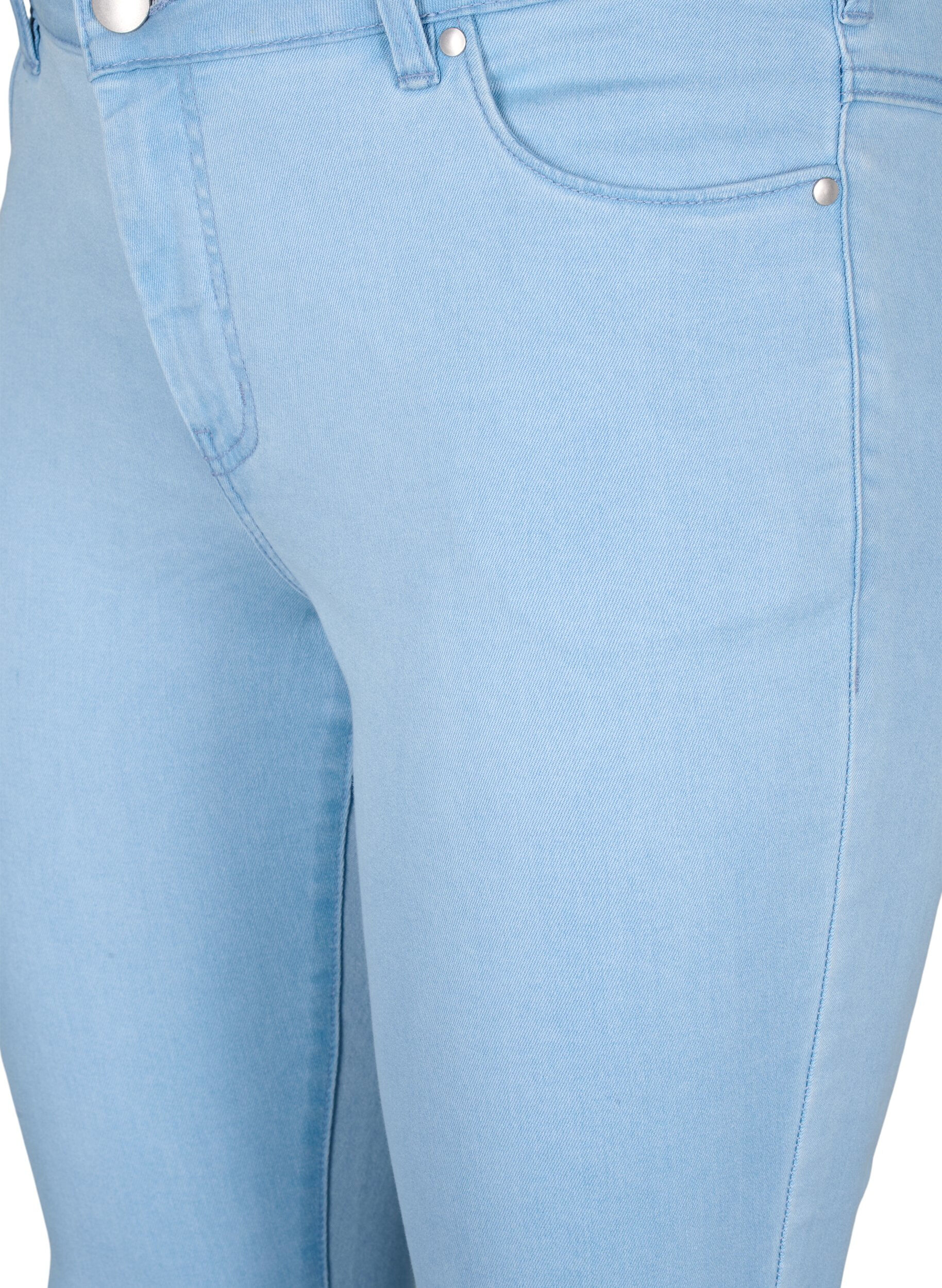 Zizzi Viona Jeans mit normaler Taille, Blau, Packshot image number 2