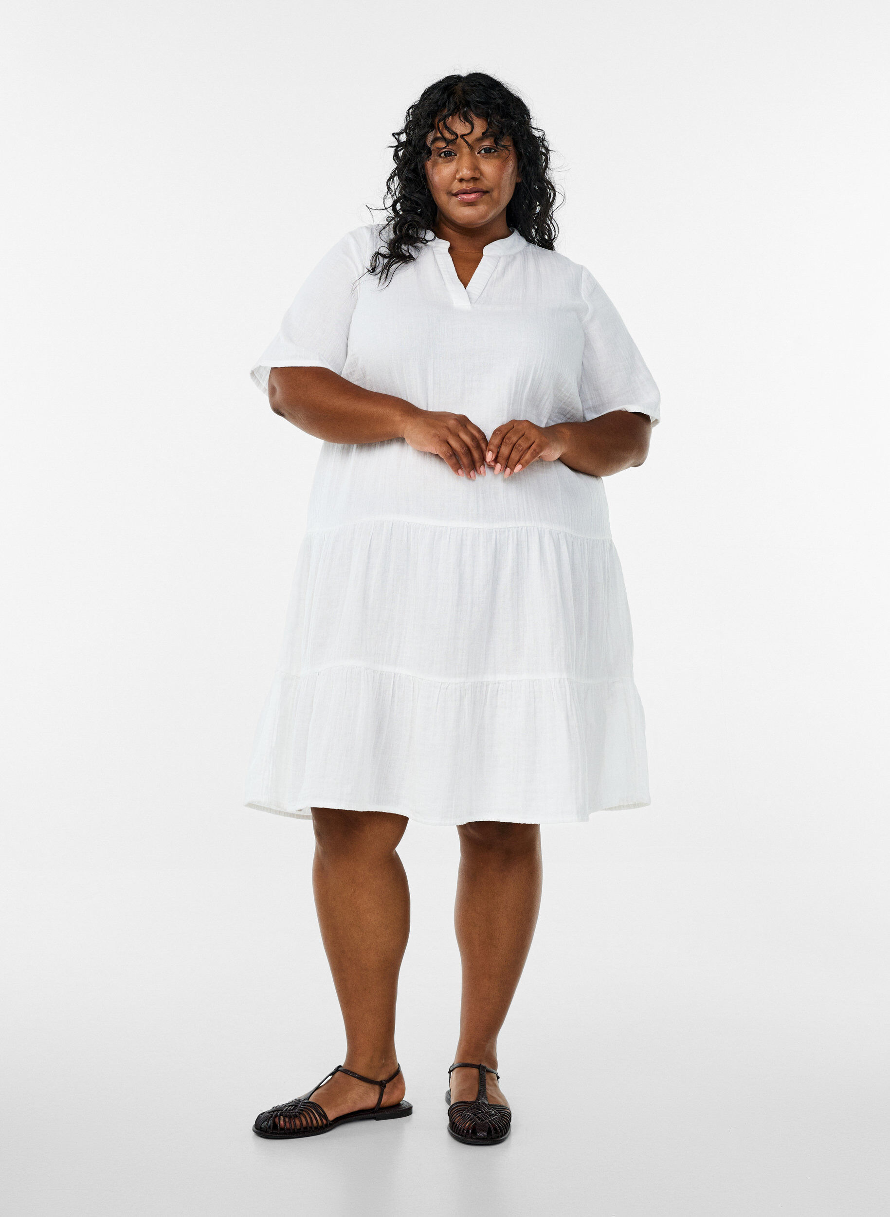 ZizziKurzes A-Linien-Kleid aus Baumwollmusselin, Wei&szlig;, Model image number 1