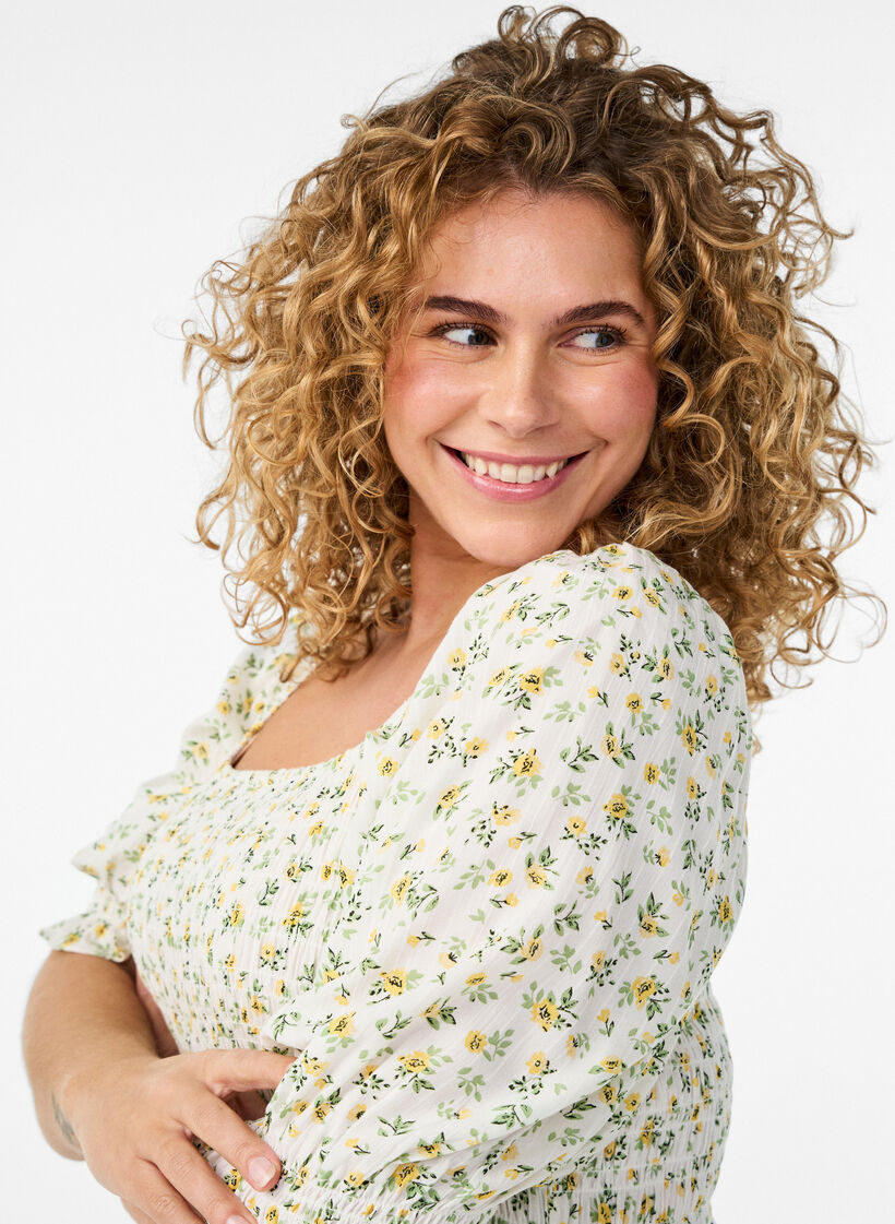 Robe d'&eacute;t&eacute; florale en viscose, Blanc, Model image number 2