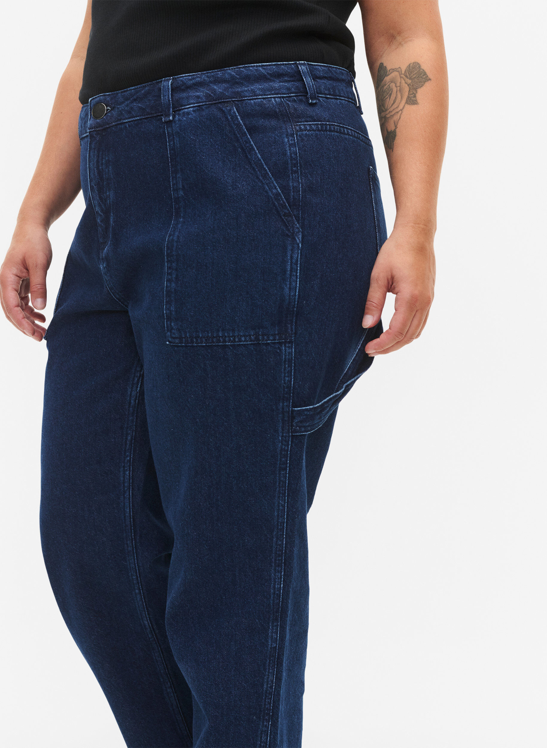 Zizzi Jeans Cargo Ajust&eacute; Droit, Dark blue, Model image number 3
