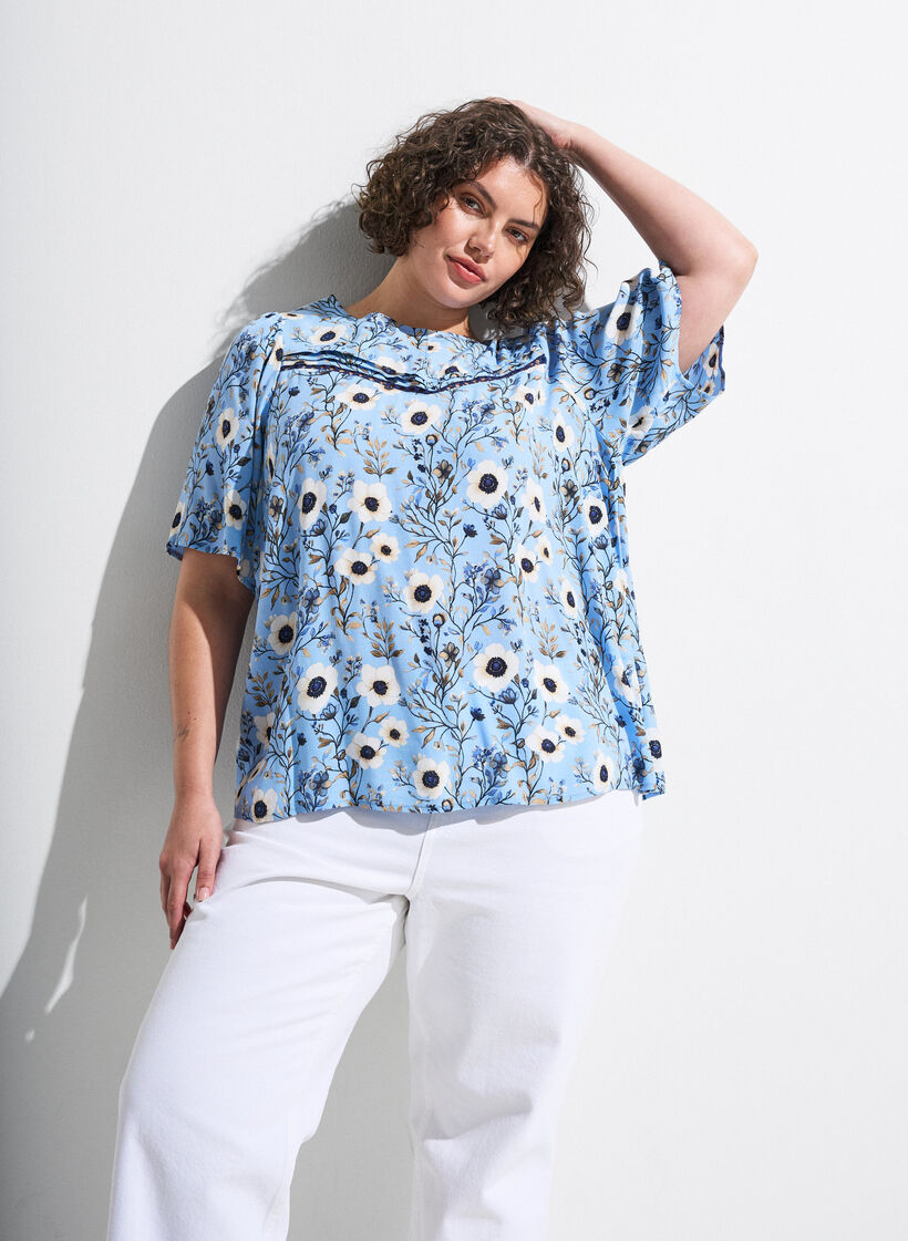 Gebl&uuml;mte Bluse mit kurzen &Auml;rmeln, Blau, Image image number 0