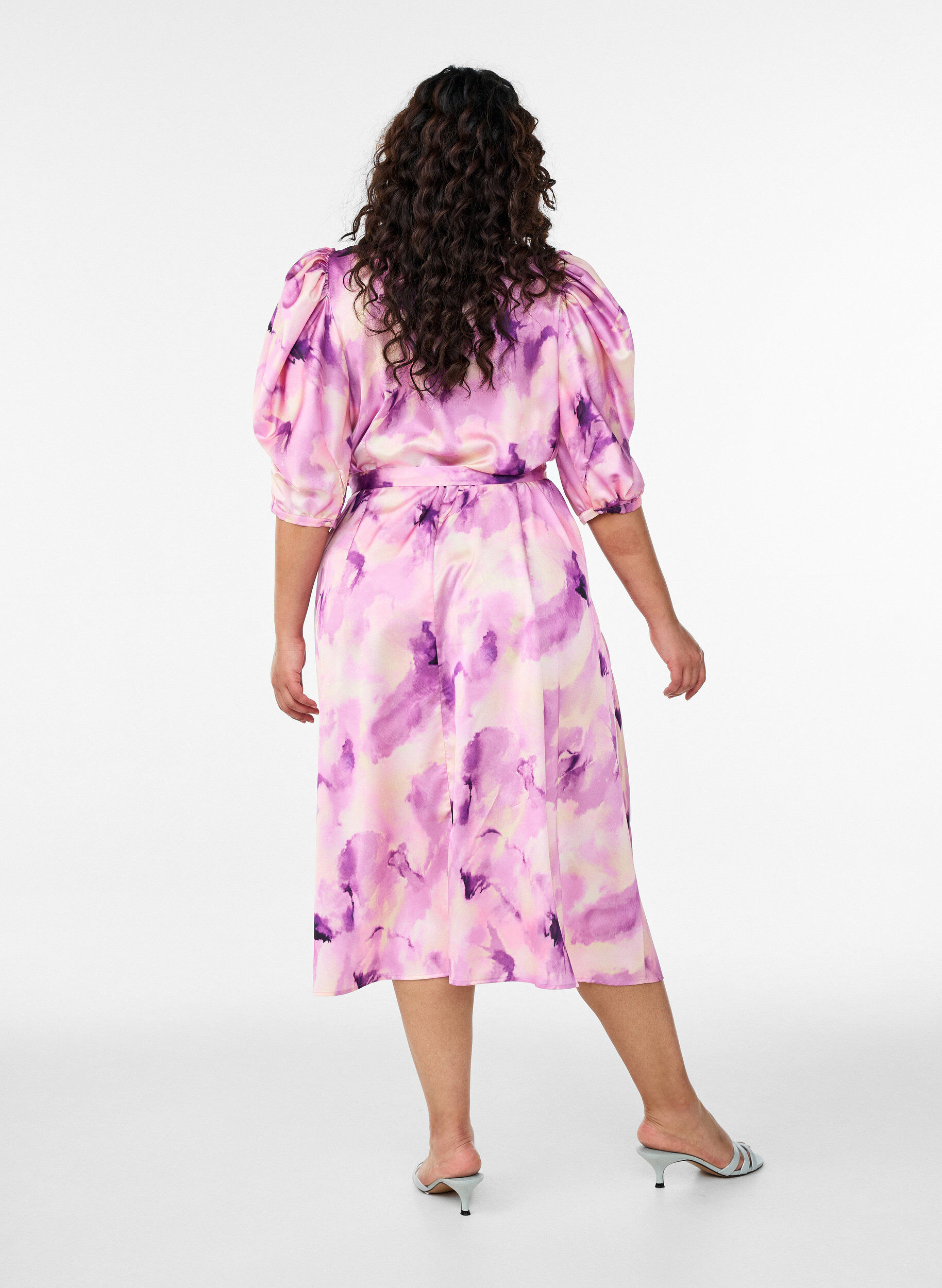 Zizzi Partykleid mit kurzen &Auml;rmeln und Bindeg&uuml;rtel, Lila, Model image number 1