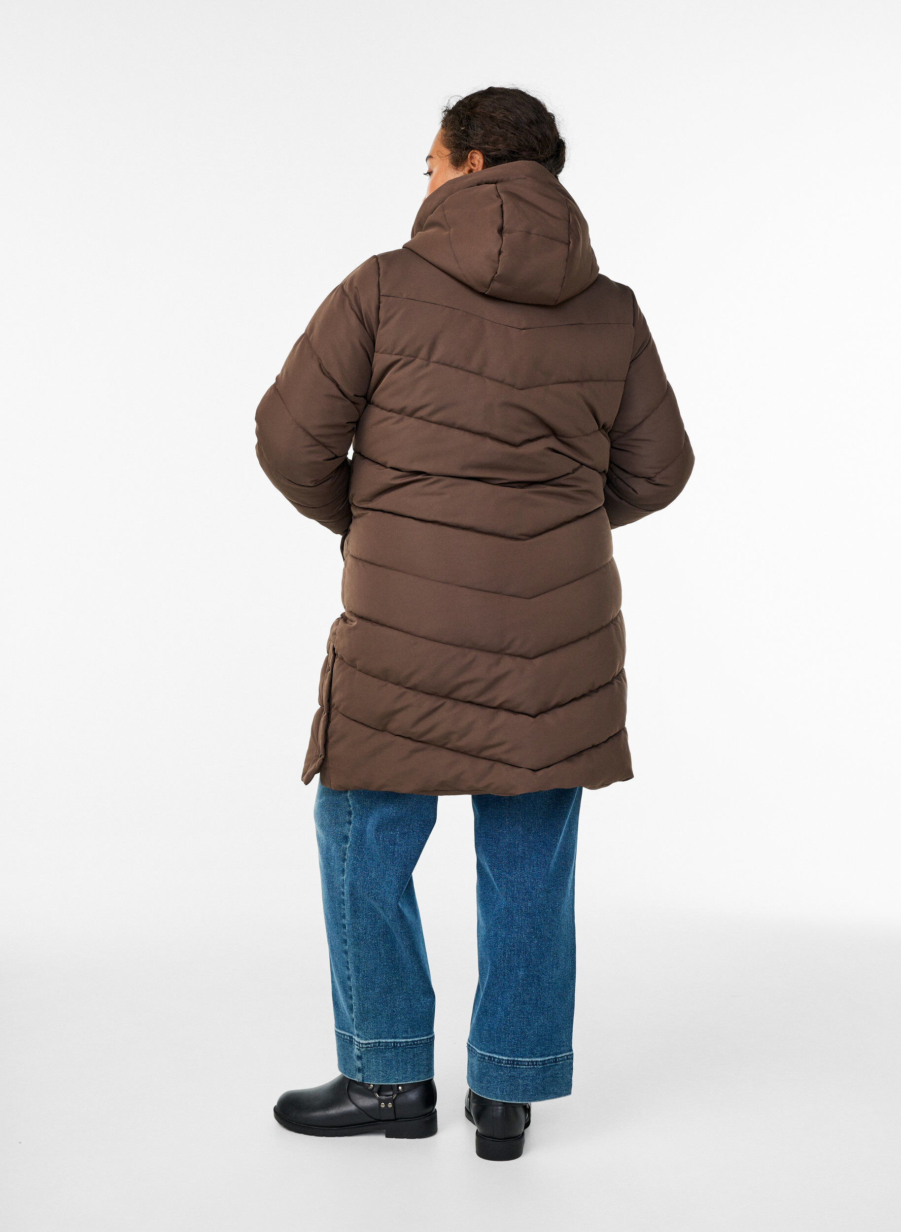 Zizzi Manteau d'hiver matelass&eacute; &agrave; capuche, Marron, Model image number 2