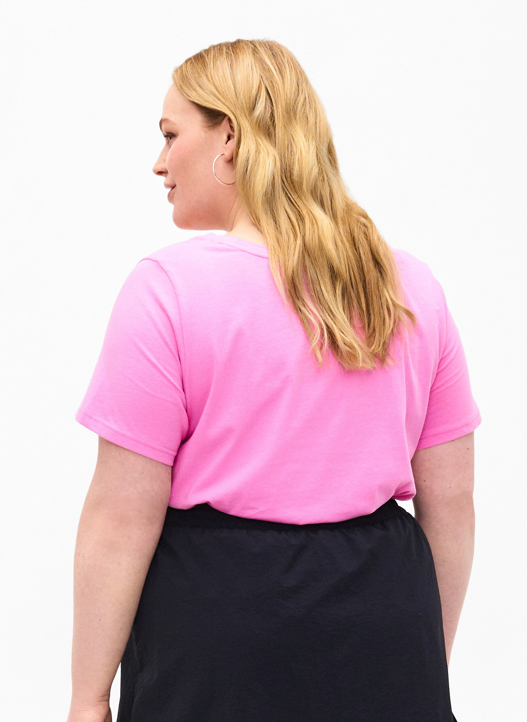 Zizzi T-Shirt aus Baumwolle mit aufgestickter Kirsche, Roseb. W. CherryEMB., Model image number 1