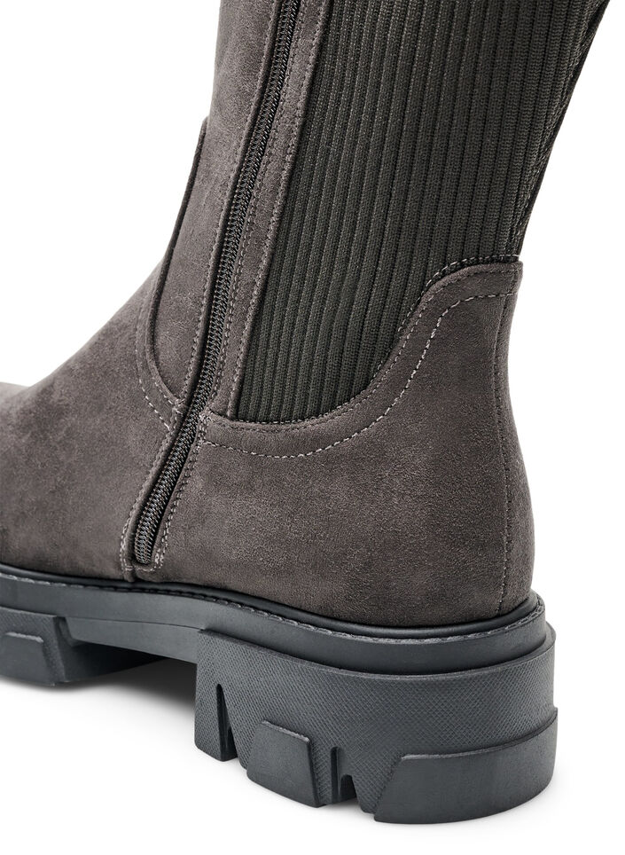 Langer Stiefel mit geripptem, elastischem Schaft und chunky Sohle, Braun, Packshot image number 4