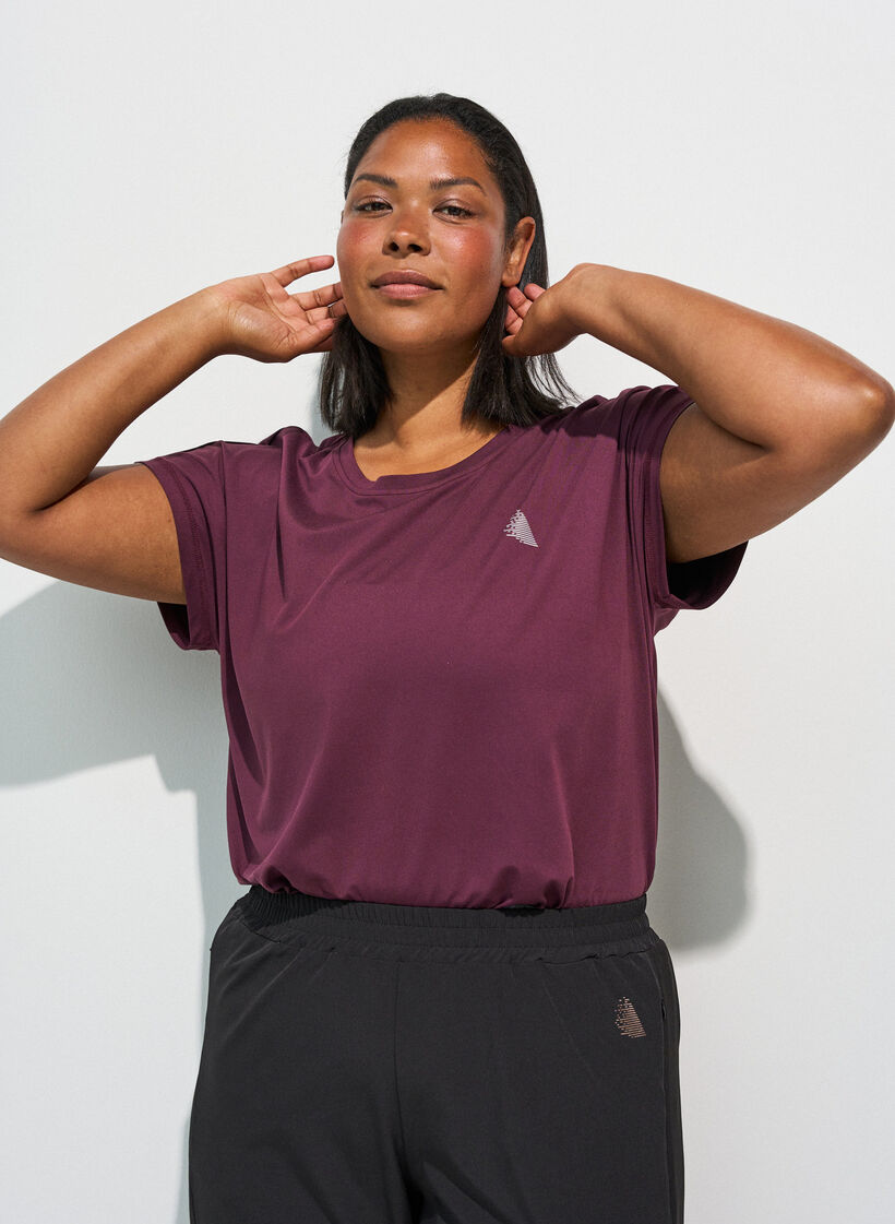 Einfarbiges Trainings-T-Shirt, Rot, Model image number 3