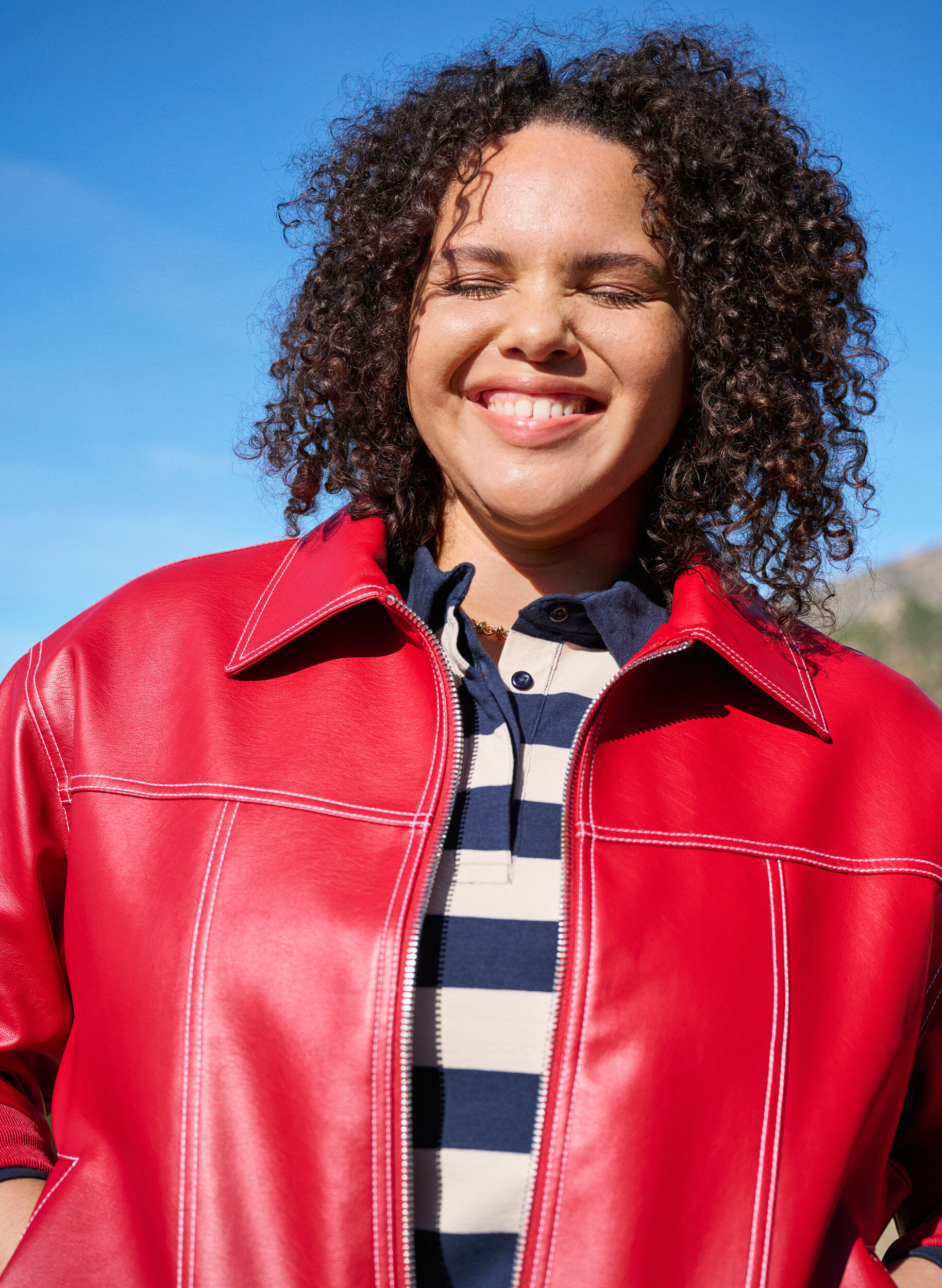 Zizzi Blouson bomber en similicuir, Rhythmic Red, Image image number 0