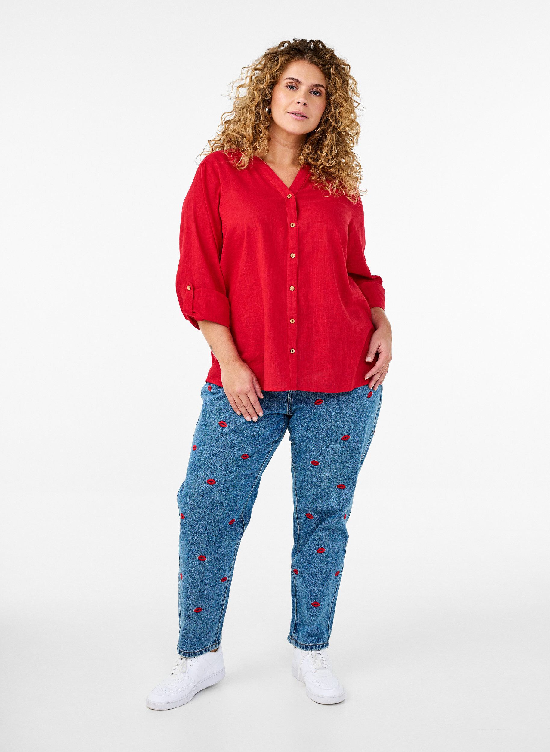 ZizziBaumwollbluse mit V-Ausschnitt, Rot, Model image number 1