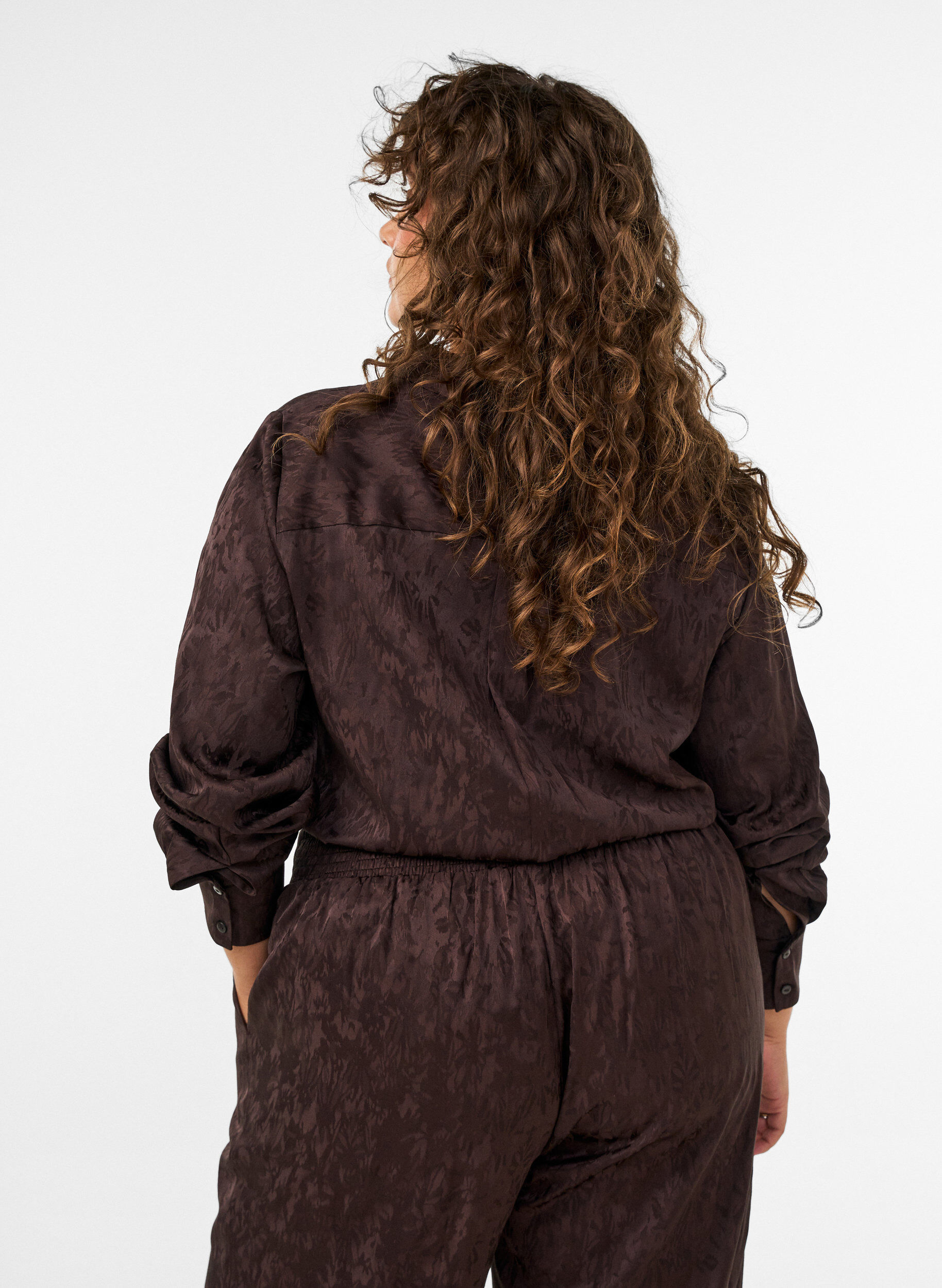 ZizziBluse mit Ton-in-Ton-Paisleymuster, Braun, Model image number 2