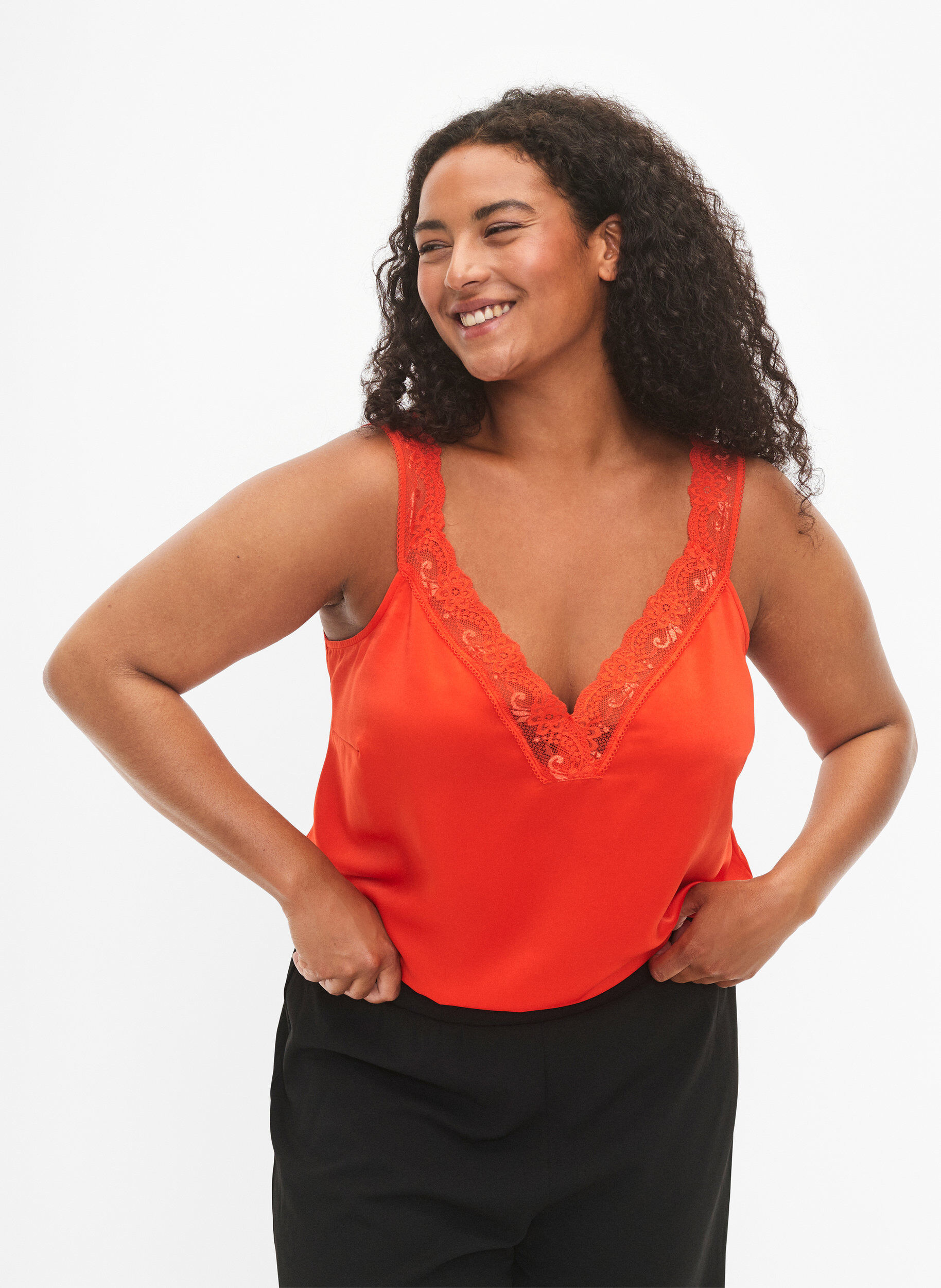 Zizzi FLASH - Top avec col en V et bord en dentelle, Orange.com, Model image number 0