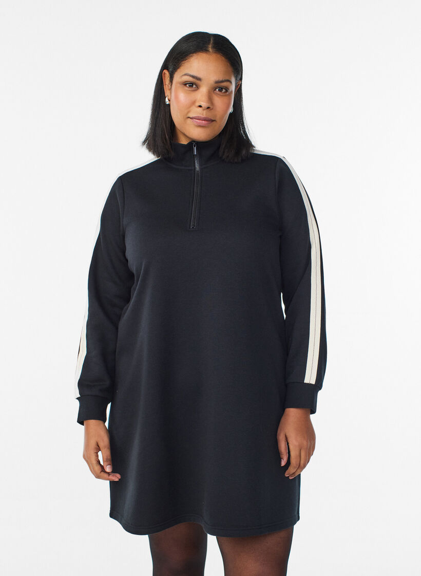 Kurzes Sweatshirtkleid mit hohem Kragen, Schwarz, Model image number 0