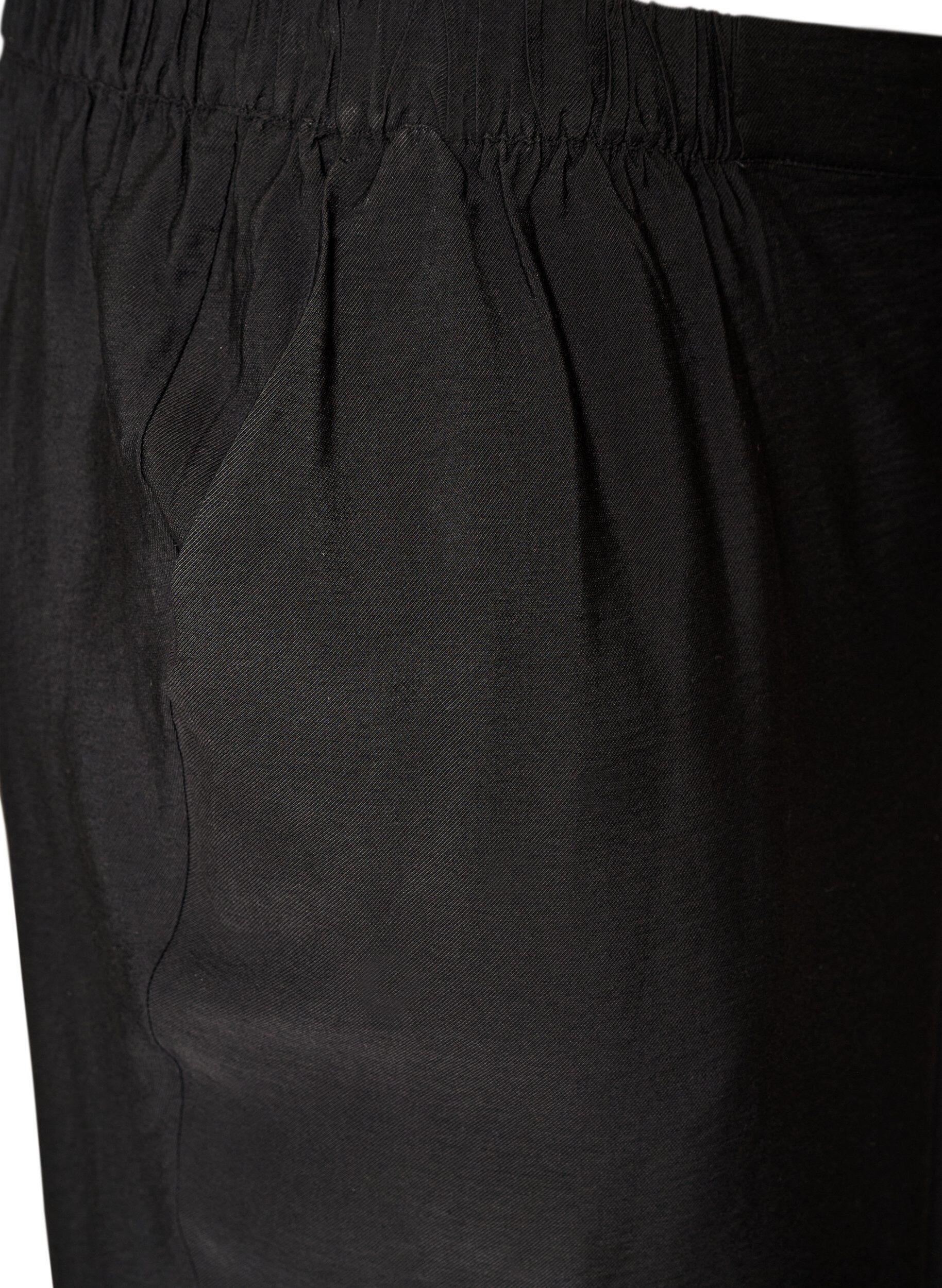 ZizziPantalon en viscose avec taille &eacute;lastiqu&eacute;e et jambes droites, Noir, Packshot image number 2