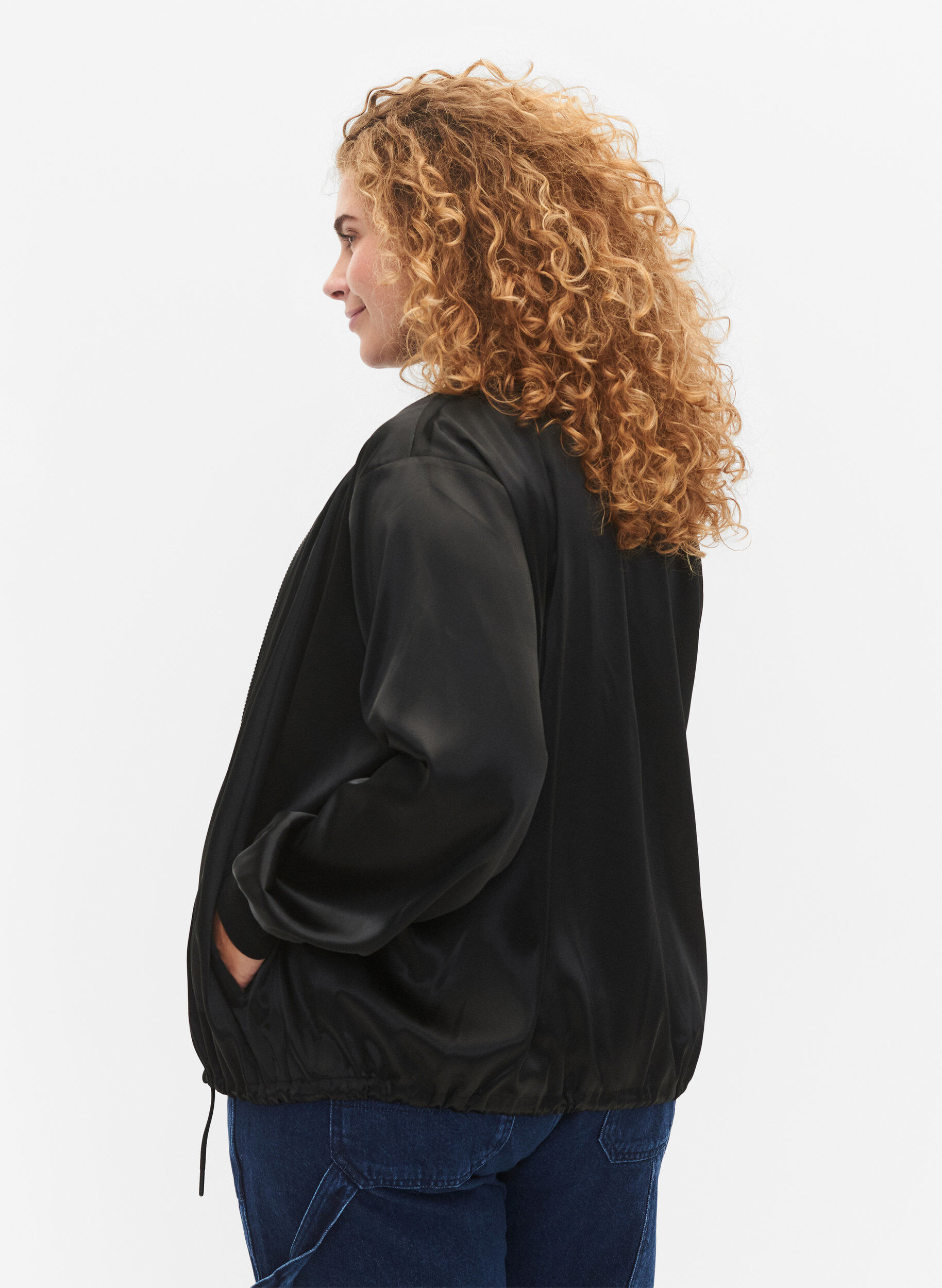 Zizzi Bomberjacke mit Rei&szlig;verschluss und Kordeln, Black, Model image number 1