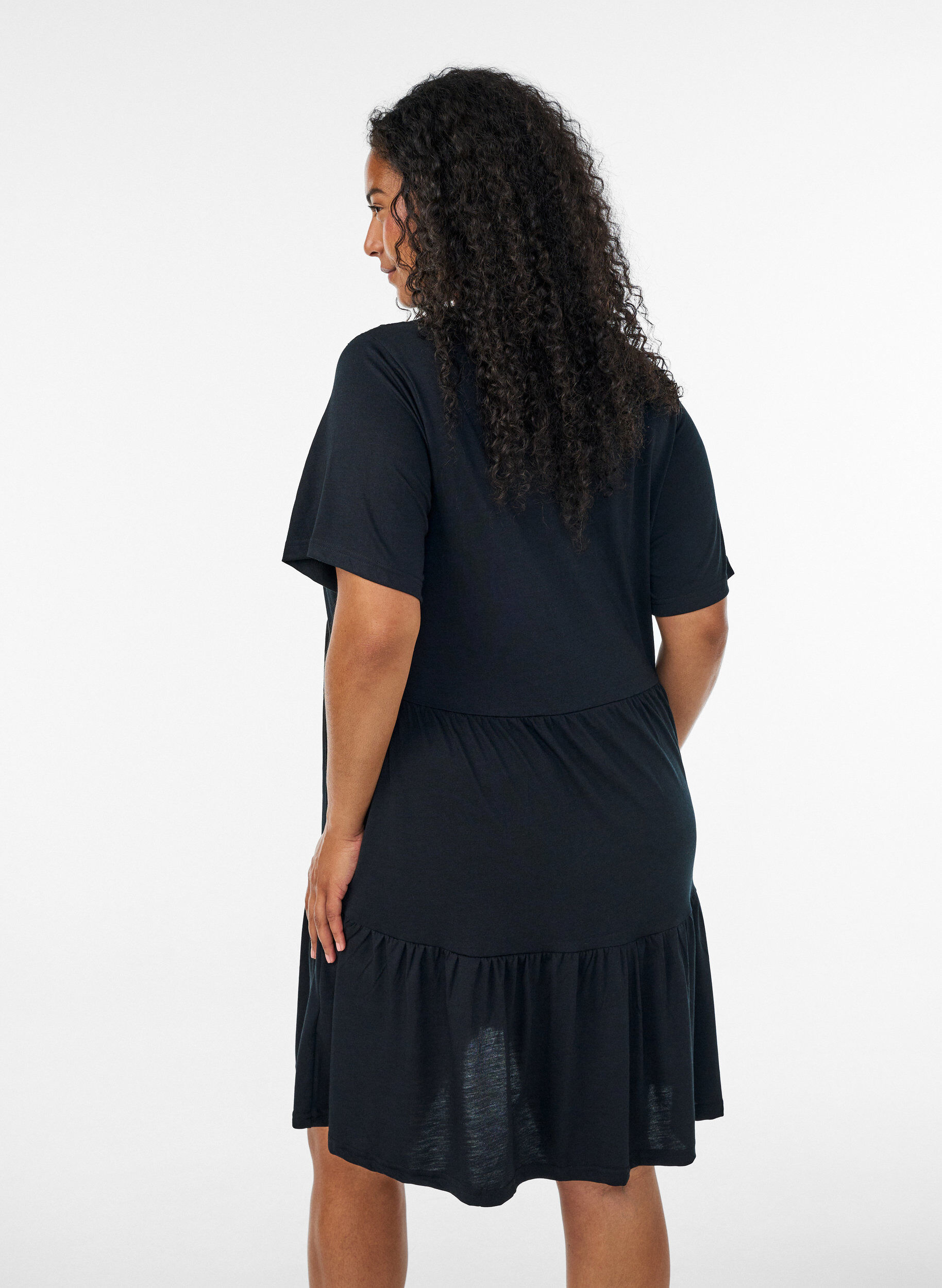 ZizziJerseykleid mit Spitzendetails und mehrlagigem Rock, Schwarz, Model image number 2