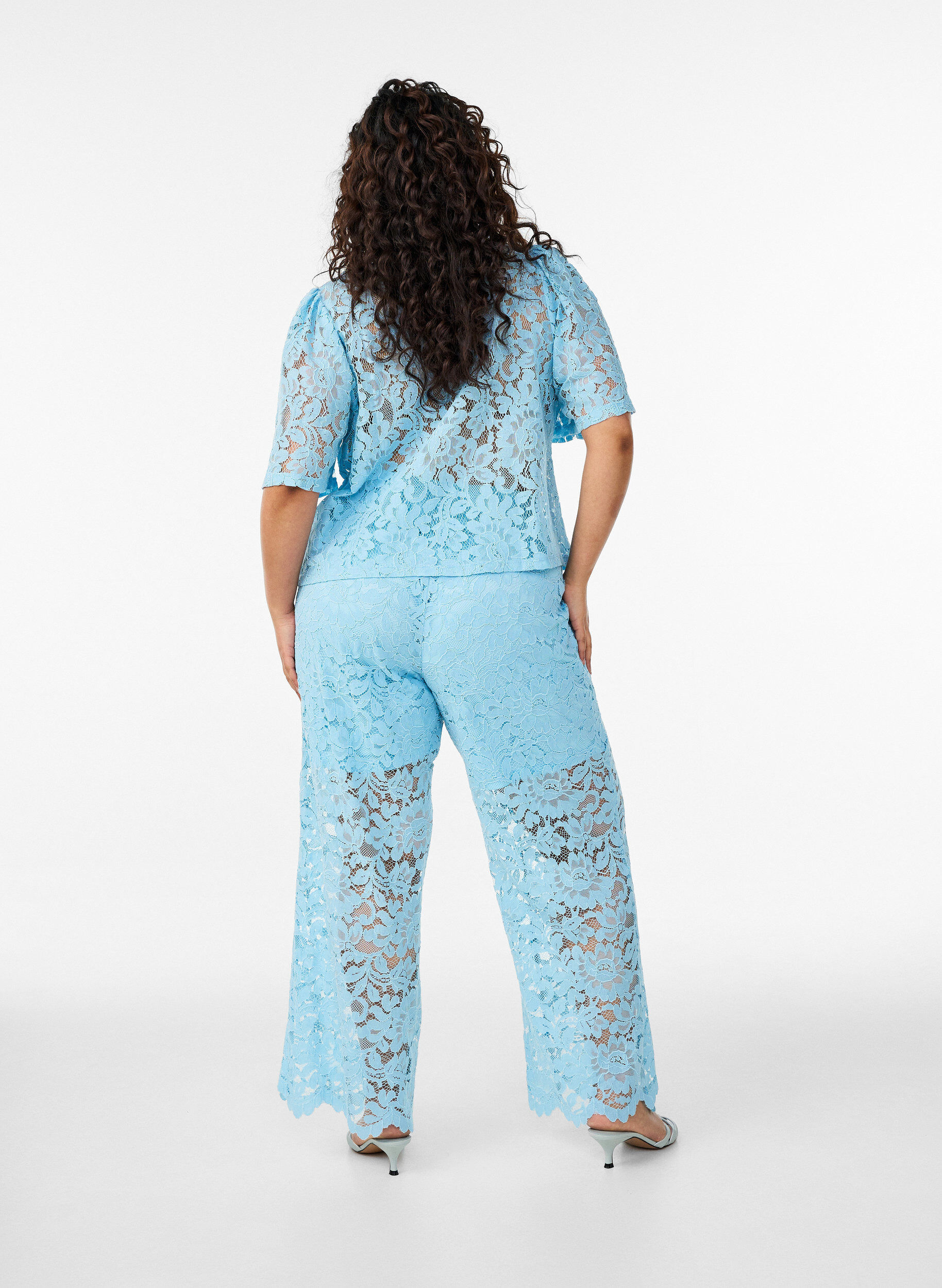 Zizzi Hoch taillierte Spitzenhose mit geraden Beinen, Blau, Model image number 1