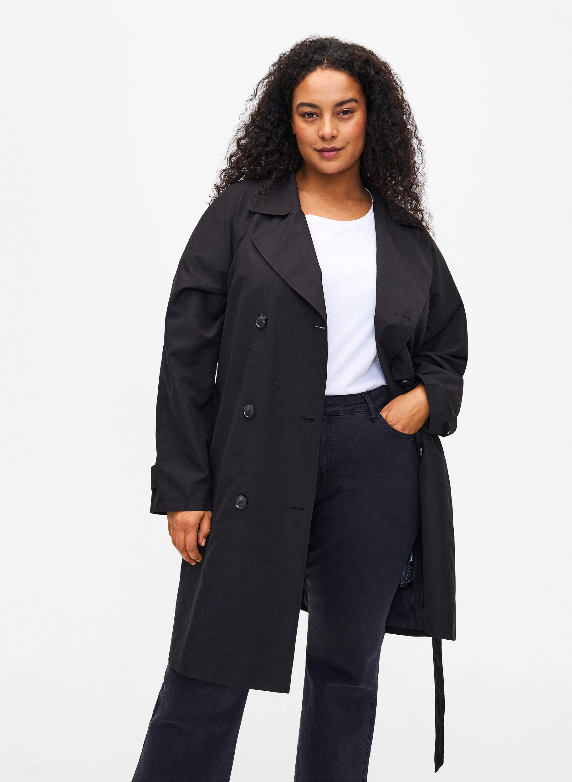 Zizzi Trenchcoat mit G&uuml;rtel und Schlitz, Black, Model image number 0