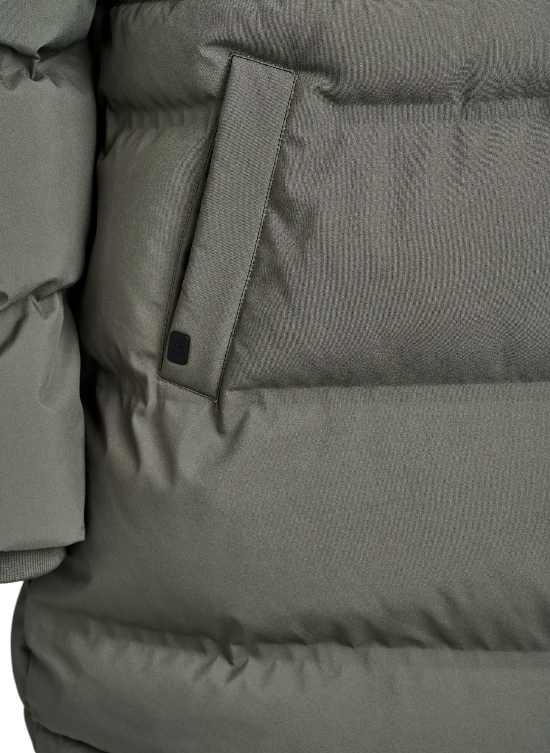 Zizzi Mittellange Pufferjacke mit verstellbarer Taille, Grau, Packshot image number 3