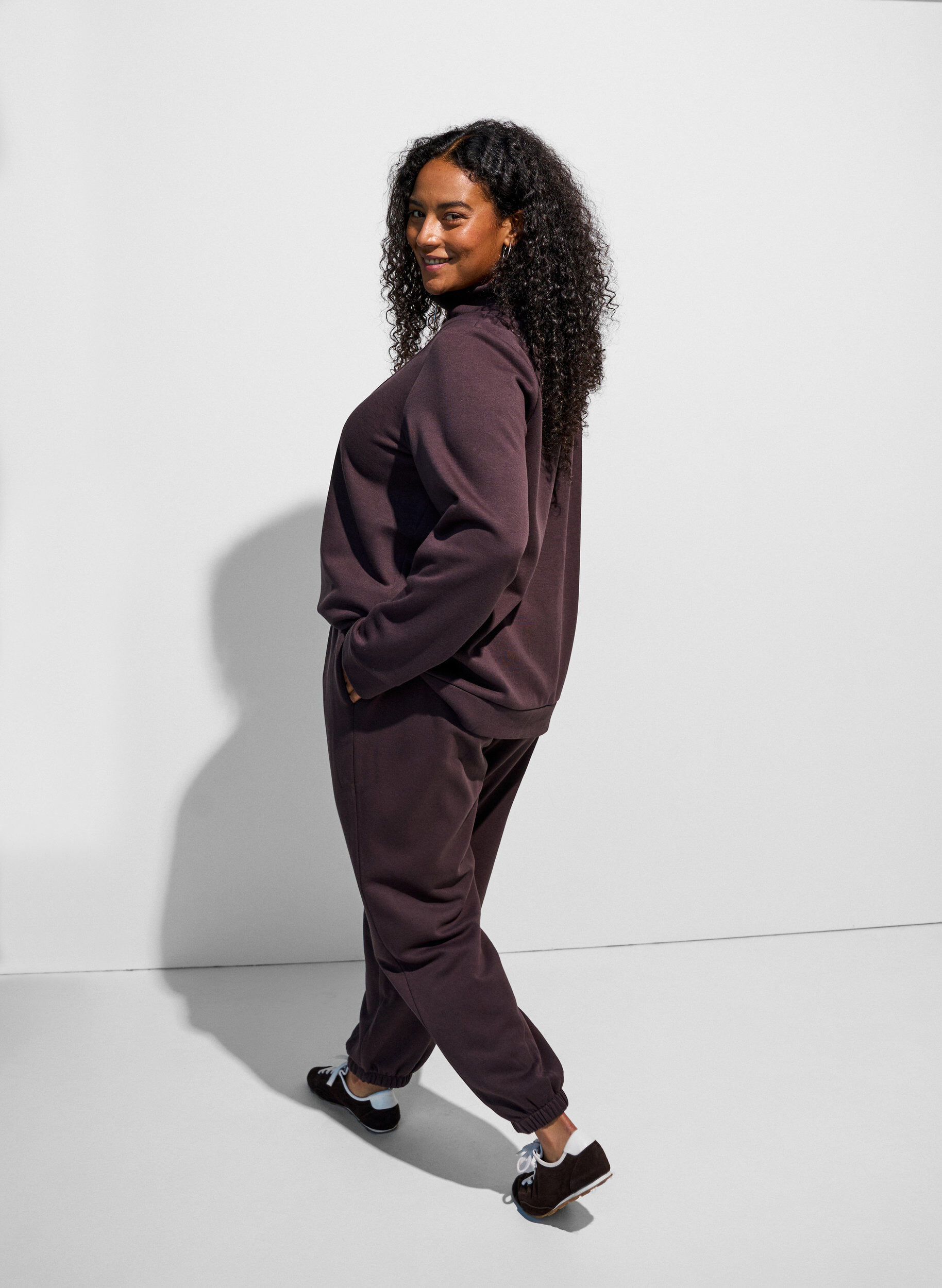 ZizziPantalon de jogging taille haute avec cordon de serrage, Marron, Model image number 2