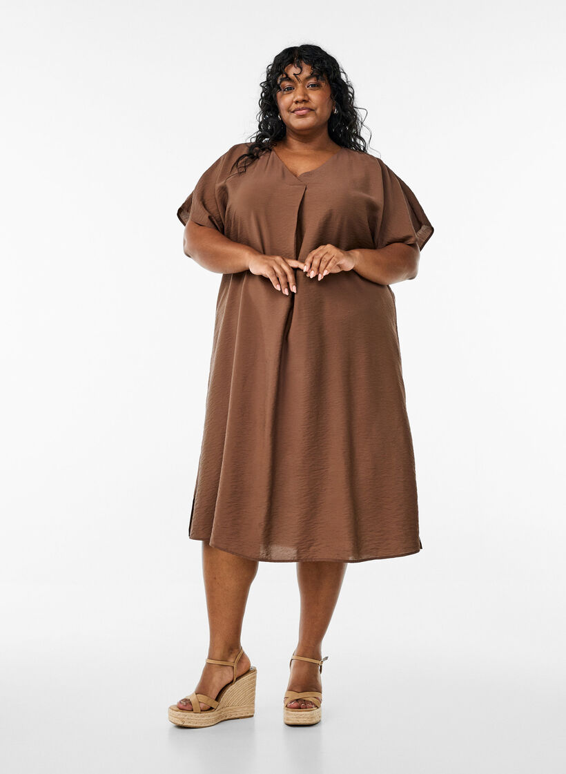 Kleid aus Viskose mit V-Ausschnitt, Braun, Model image number 1