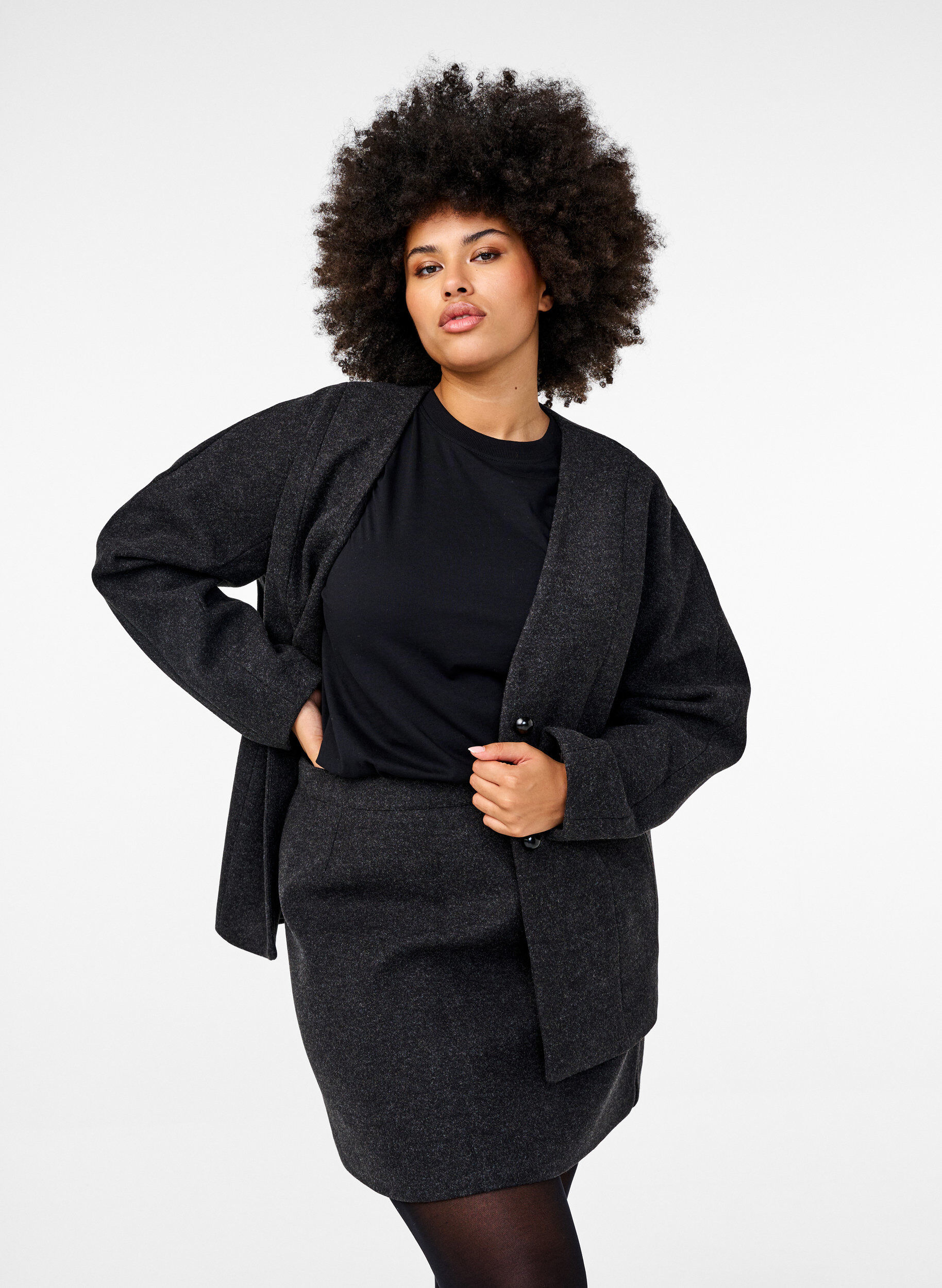 Zizzi Kurzer Rock mit A-Schnitt, Dark Grey Melange, Model image number 0