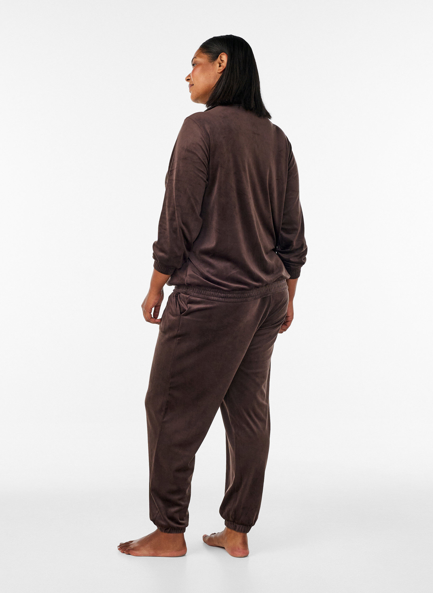 ZizziLockere Hose aus Velours, Braun, Model image number 1