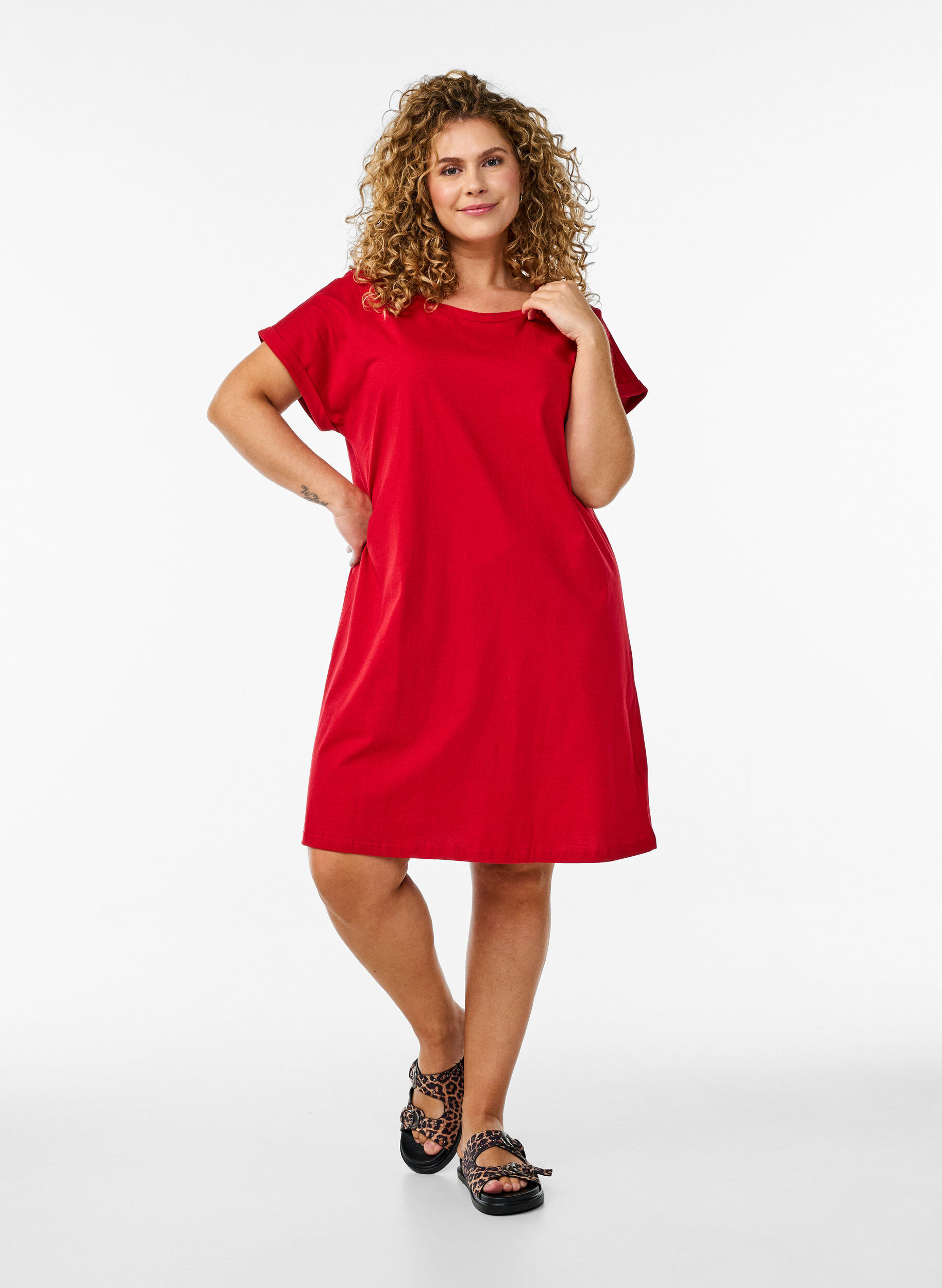 Zizzi 2er-Pack T-Shirt-Kleid mit kurzen &Auml;rmeln, Rot, Model image number 1