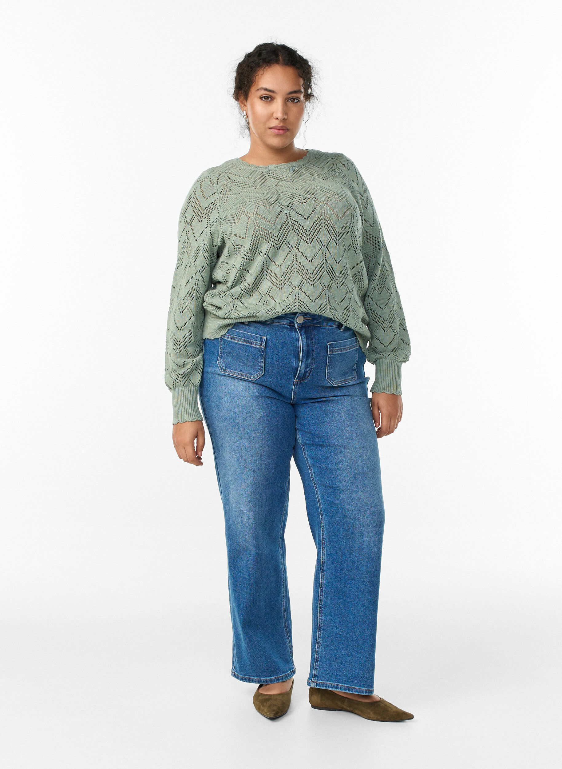 Zizzi Gemusterte Strickbluse mit welligem Rand und Rundhalsausschnitt, Gr&uuml;n, Model image number 1