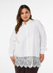 Chemise ample avec une large bordure en dentelle, Blanc, Model image number 0