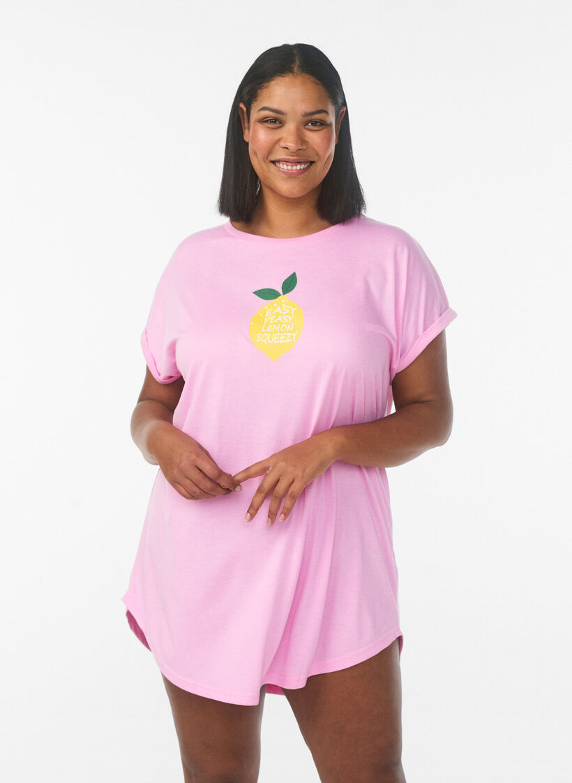 Chemise de nuit &agrave; manches courtes avec imprim&eacute; de texte, Rose, Model image number 0