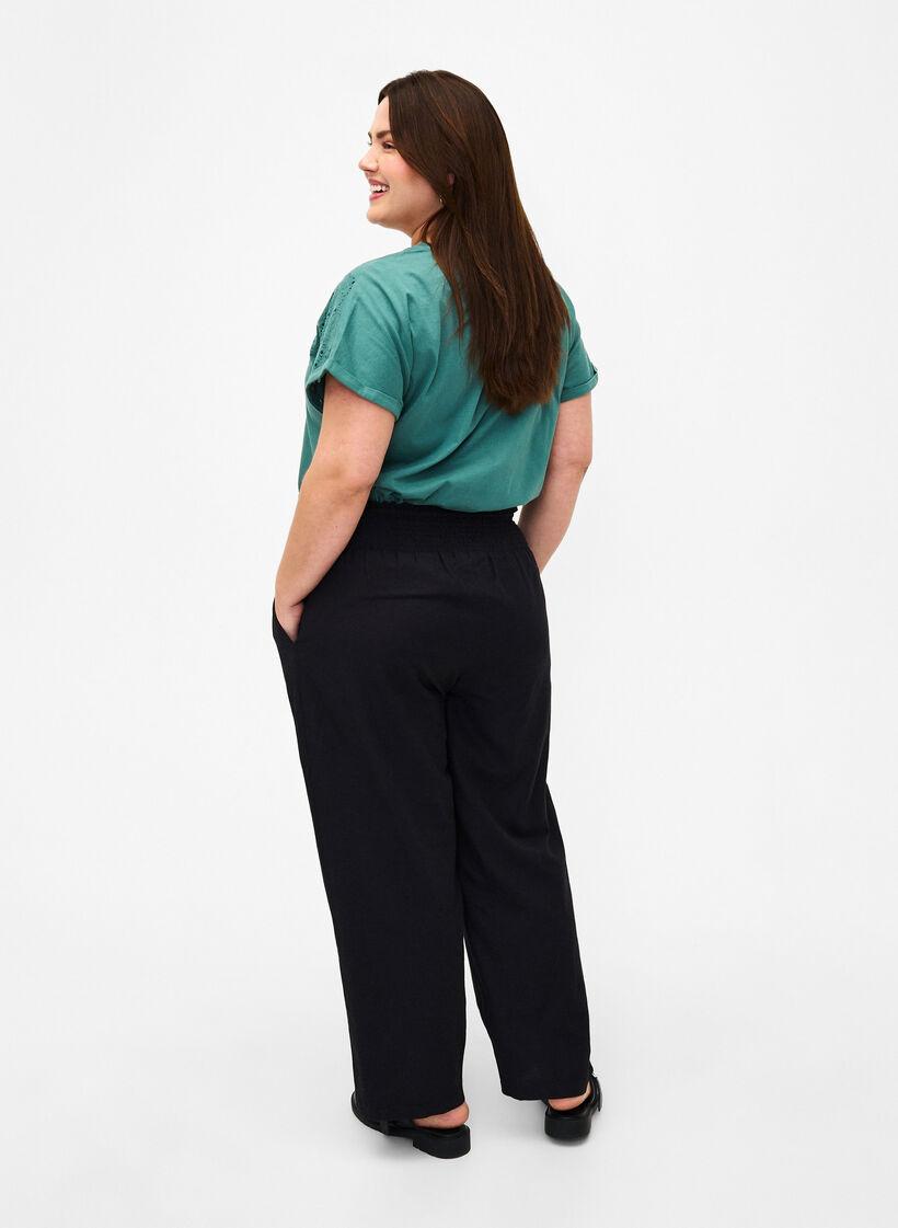 Pantalon &agrave; smocks en lin, Noir, Model image number 1