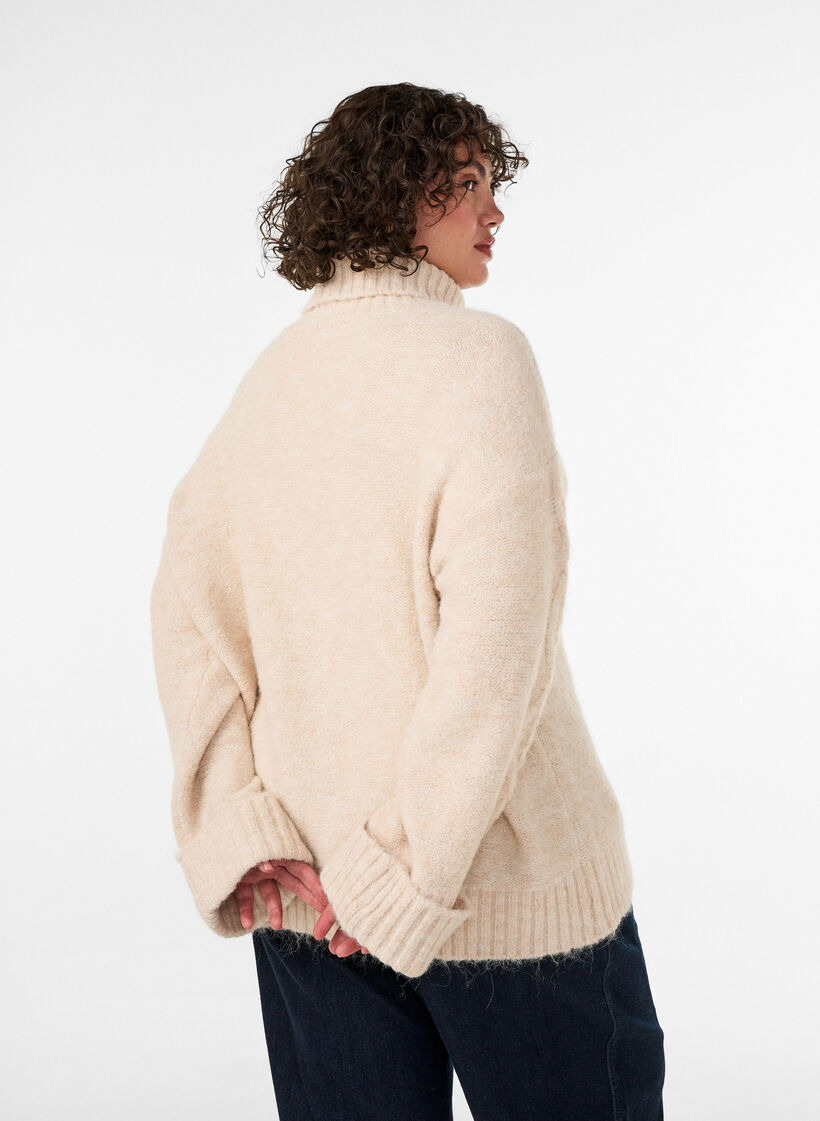 Pullover mit Rollkragen und Zopfmuster, Vanille, Model image number 2