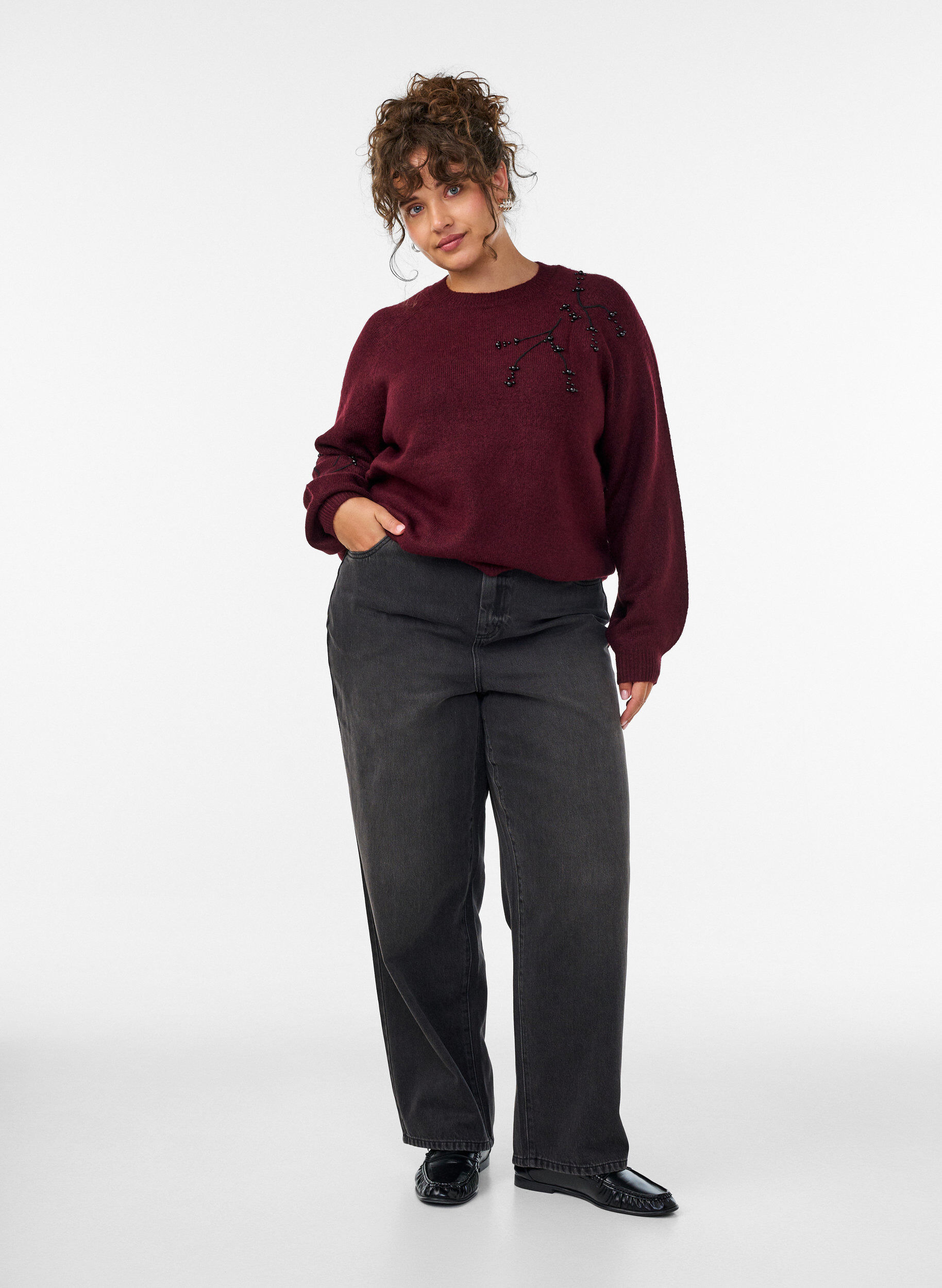 ZizziPullover mit Perlenstickerei, Rot, Model image number 1