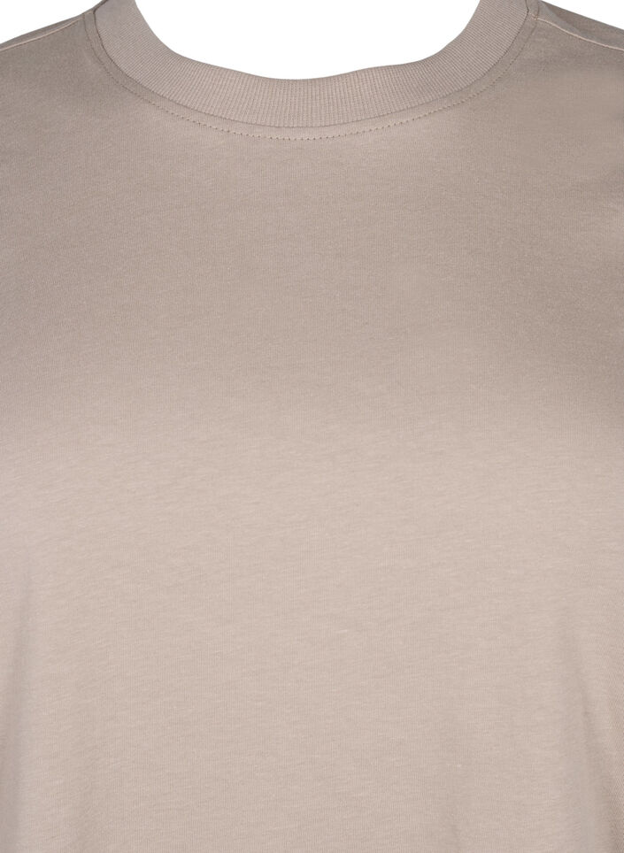 Basic T-Shirt aus Baumwolle mit Rundhalsausschnitt, Beige, Packshot image number 2