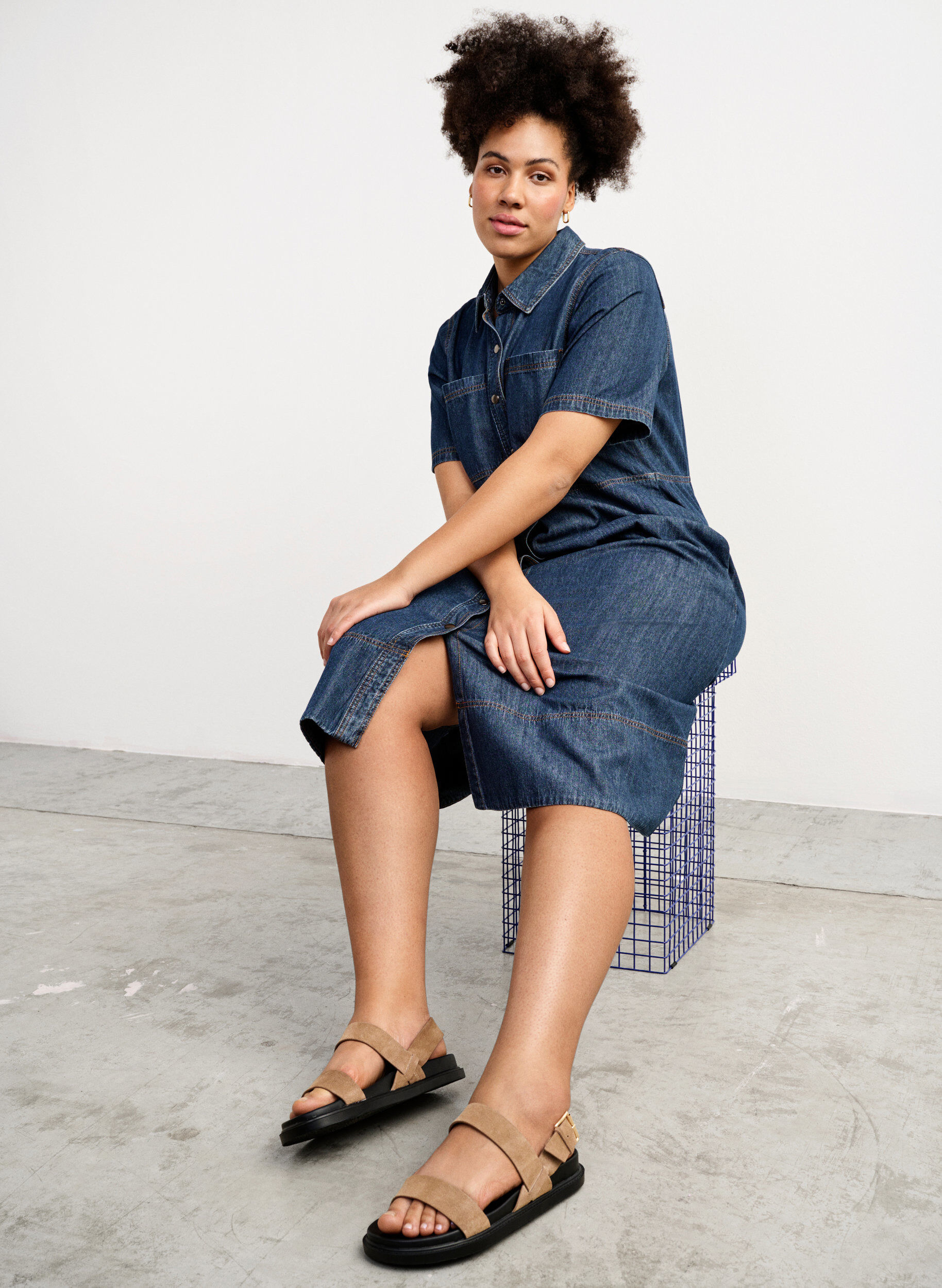 Zizzi Wide Fit Sandalen aus Wildleder, Brown, Image image number 0