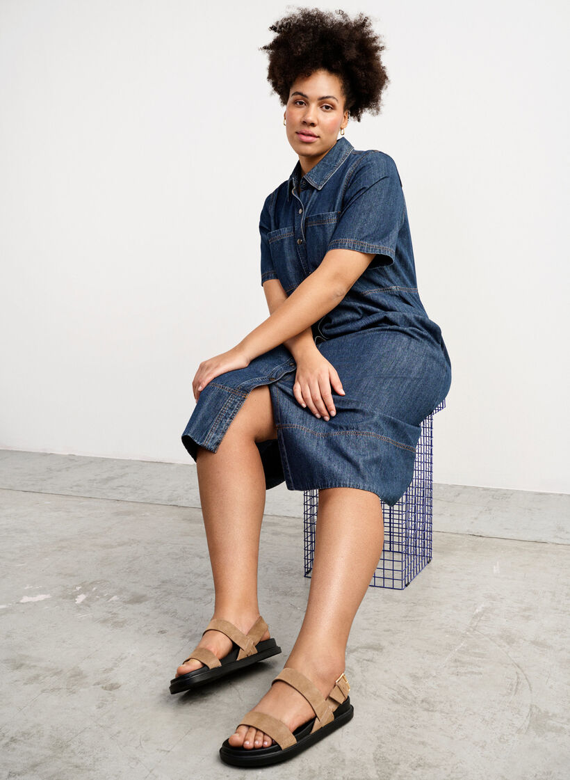 Sandale large en daim, Brown, Image image number 0