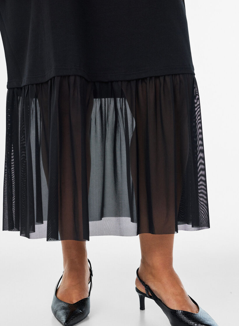 Robe t-shirt avec un ourlet en maille transparente, Noir, Model image number 2