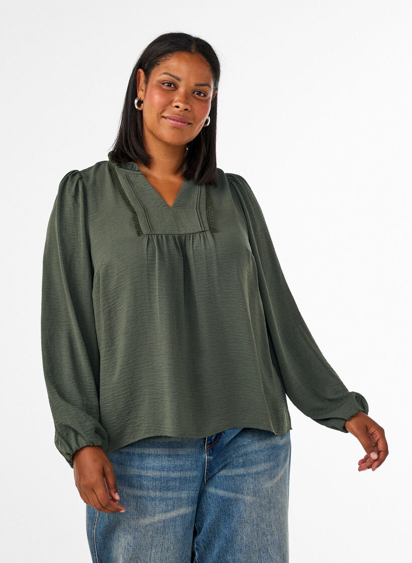 Blouse avec col en V et bande en crochet, Vert, Model image number 0
