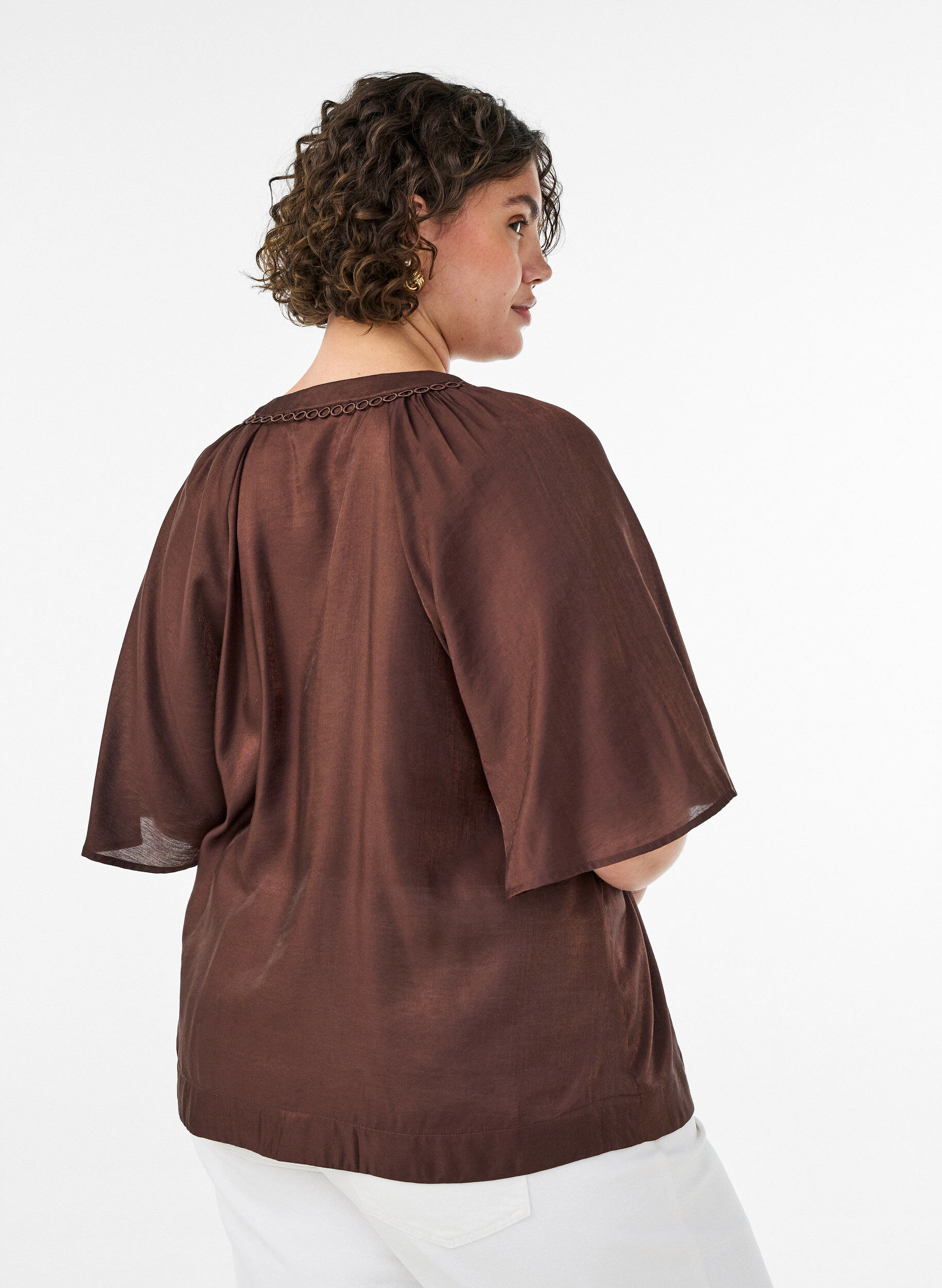 ZizziBlouse en viscose avec col en V et d&eacute;tails d&eacute;coratifs, Marron, Model image number 2